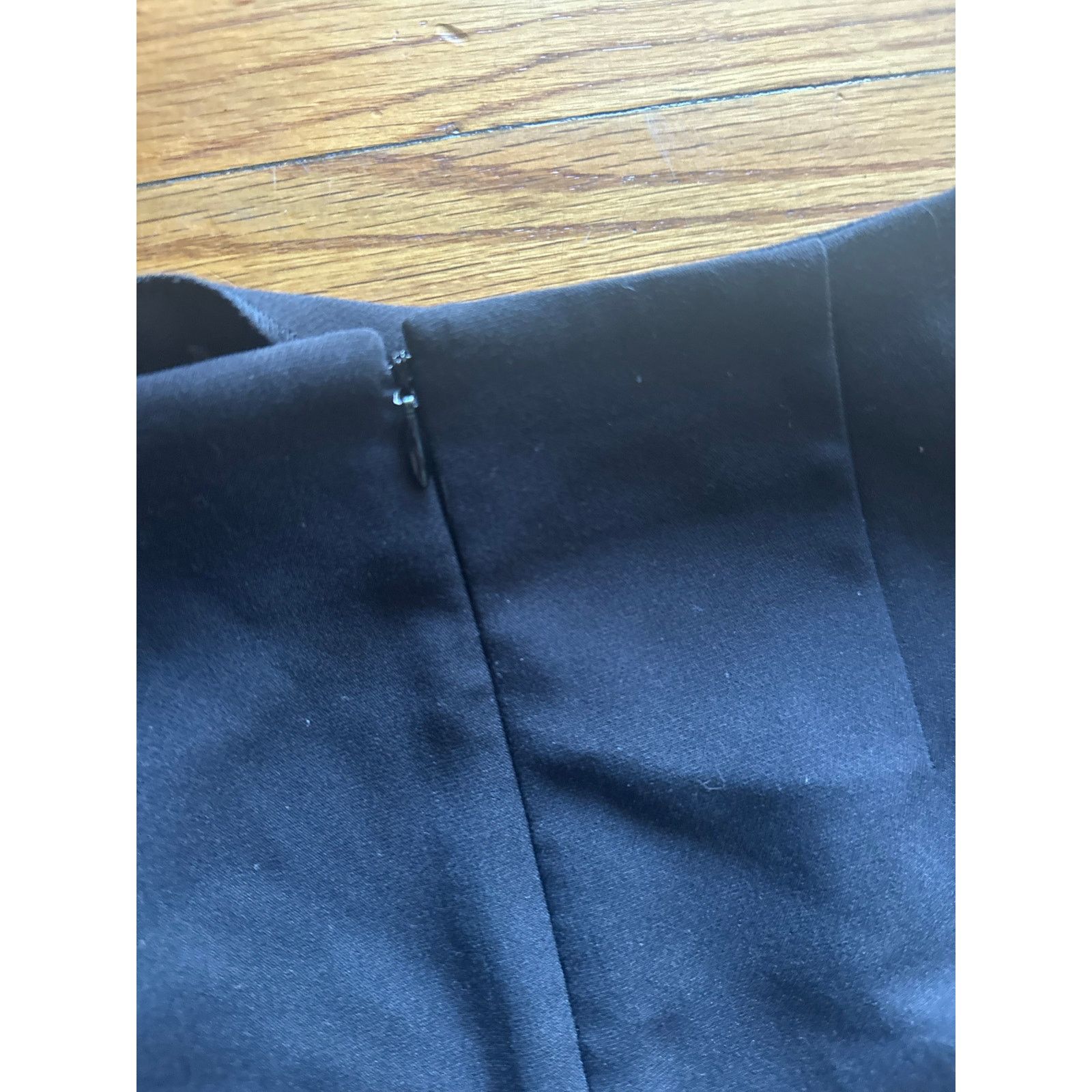Gianni Valentino Gianni Bini Black High-Rise Wrap Skirt w/ Zipper – Size 2 Size 26" / US 2 / IT 38 - 5 Thumbnail