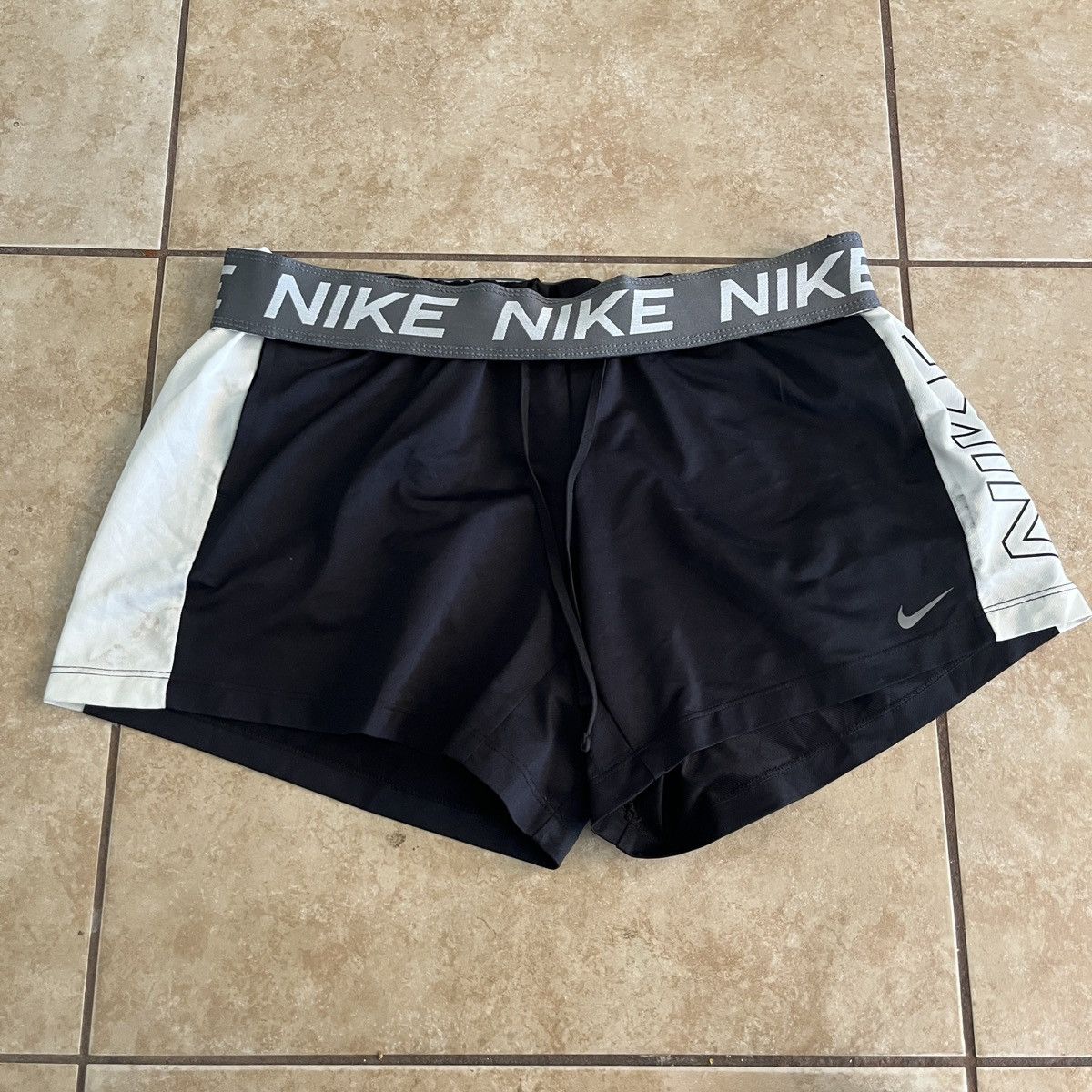 Nike × Vintage Nike Foldover Short Shorts Size 32" / US 10 / IT 46 - 3 Thumbnail