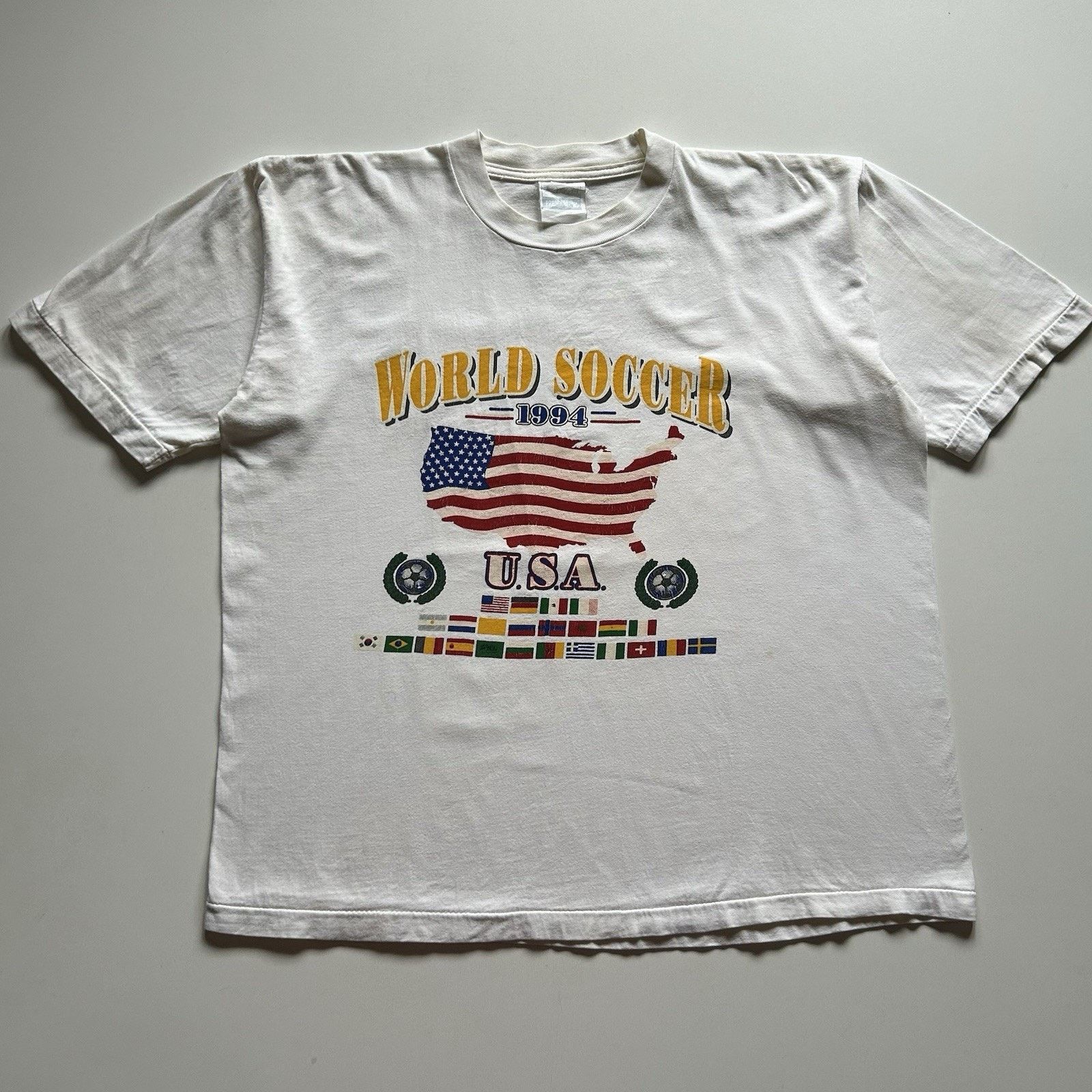 Vintage 1994 World Cup USA T Shirt XL White 90s Soccer Art