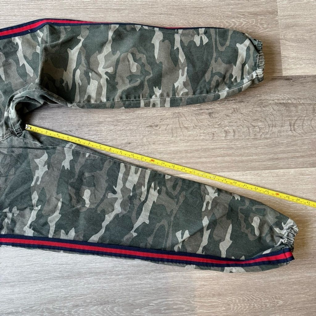 The Unbranded Brand Streetwear Society Camouflage Trousers with Red Stripe Size 26" / US 2 / IT 38 - 8 Thumbnail