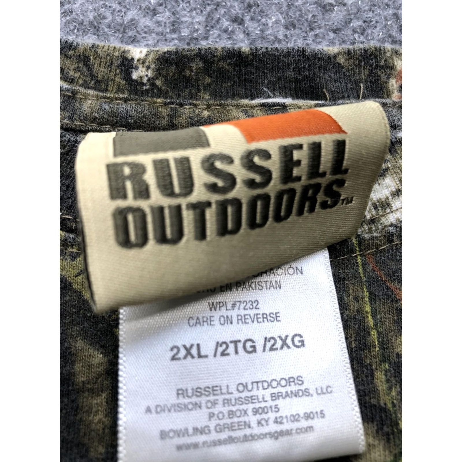 Vintage Russell Outdoors Hunting Shirt Mens 2XL Long Sleeve Brown Camo Crewneck Tee Size US XXL / EU 58 / 5 - 2 Thumbnail