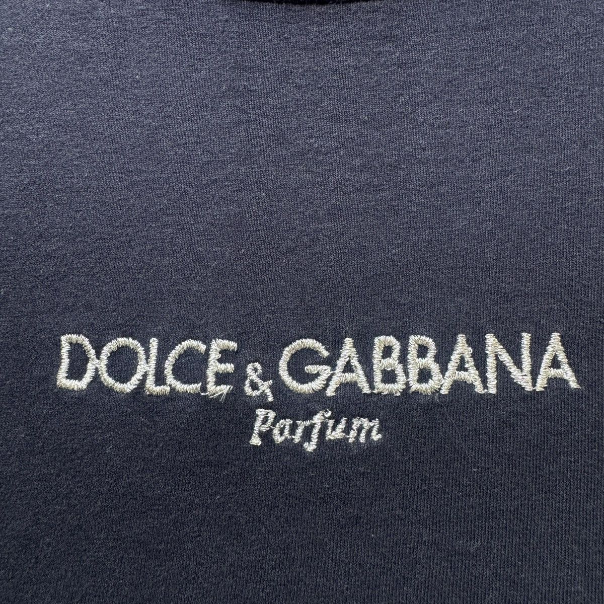 Dolce & Gabbana SAMPLE 90s Dolce & Gabbana Parfum Logo Tee Designer Brand Size US L / EU 52-54 / 3 - 4 Thumbnail