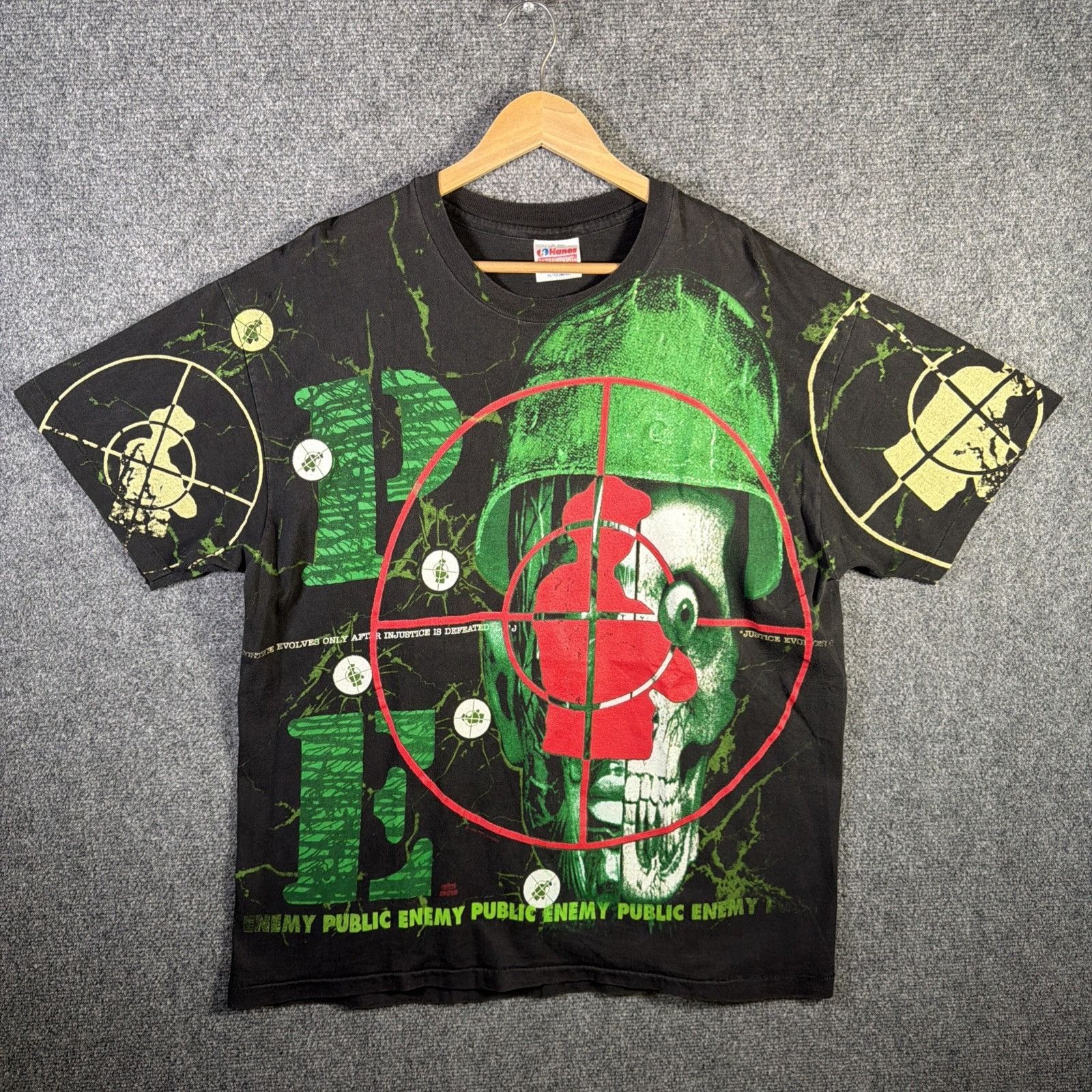 Band Tees Vintage Public Enemy Shirt Mens XL Black 90s AOP Skull Rare Size US XL / EU 56 / 4 - 1 Thumbnail