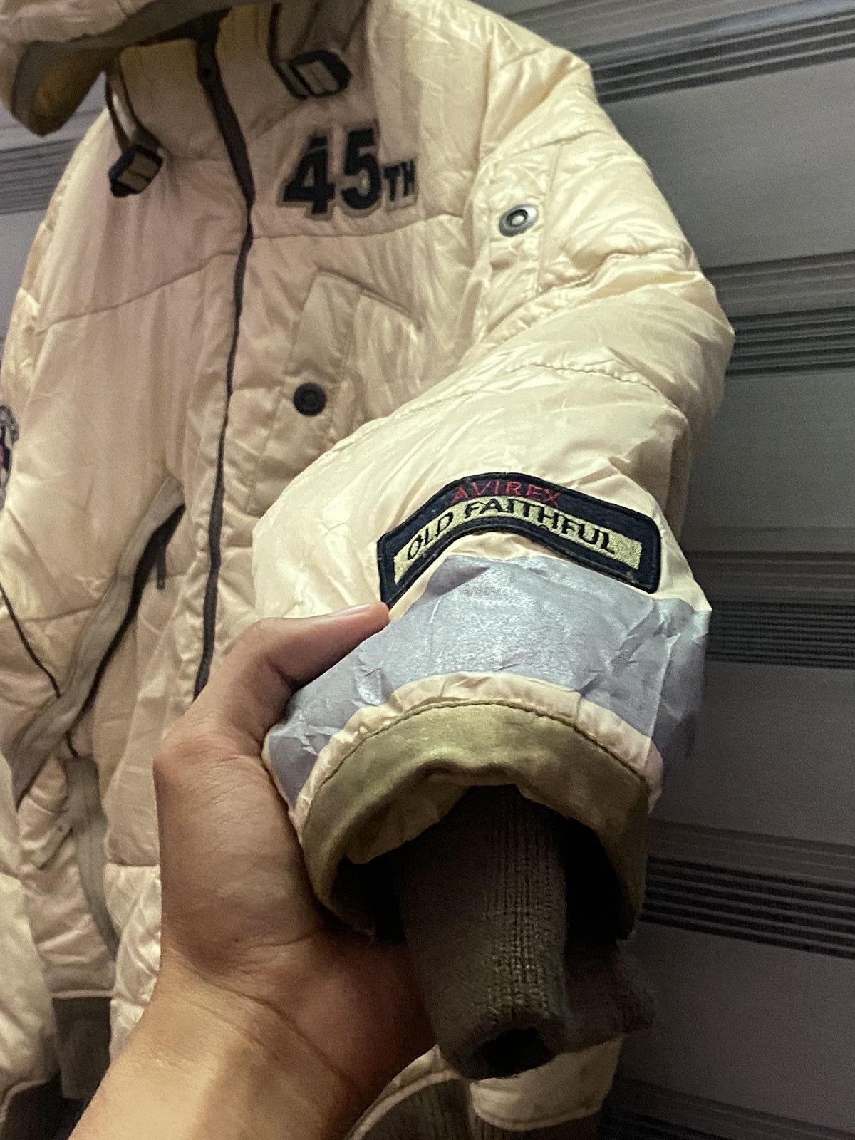 Avirex Distressed Vintage Avirex Ltd 45th Flight Garment Puffer Size US XL / EU 56 / 4 - 4 Thumbnail