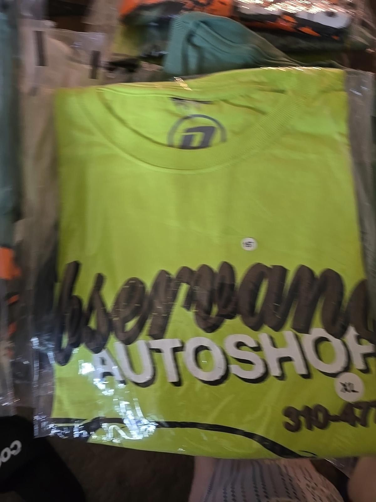 Designer Observance Auto Shop Neon/Lime Green X-Large NWOT Size US XL / EU 56 / 4 - 3 Thumbnail