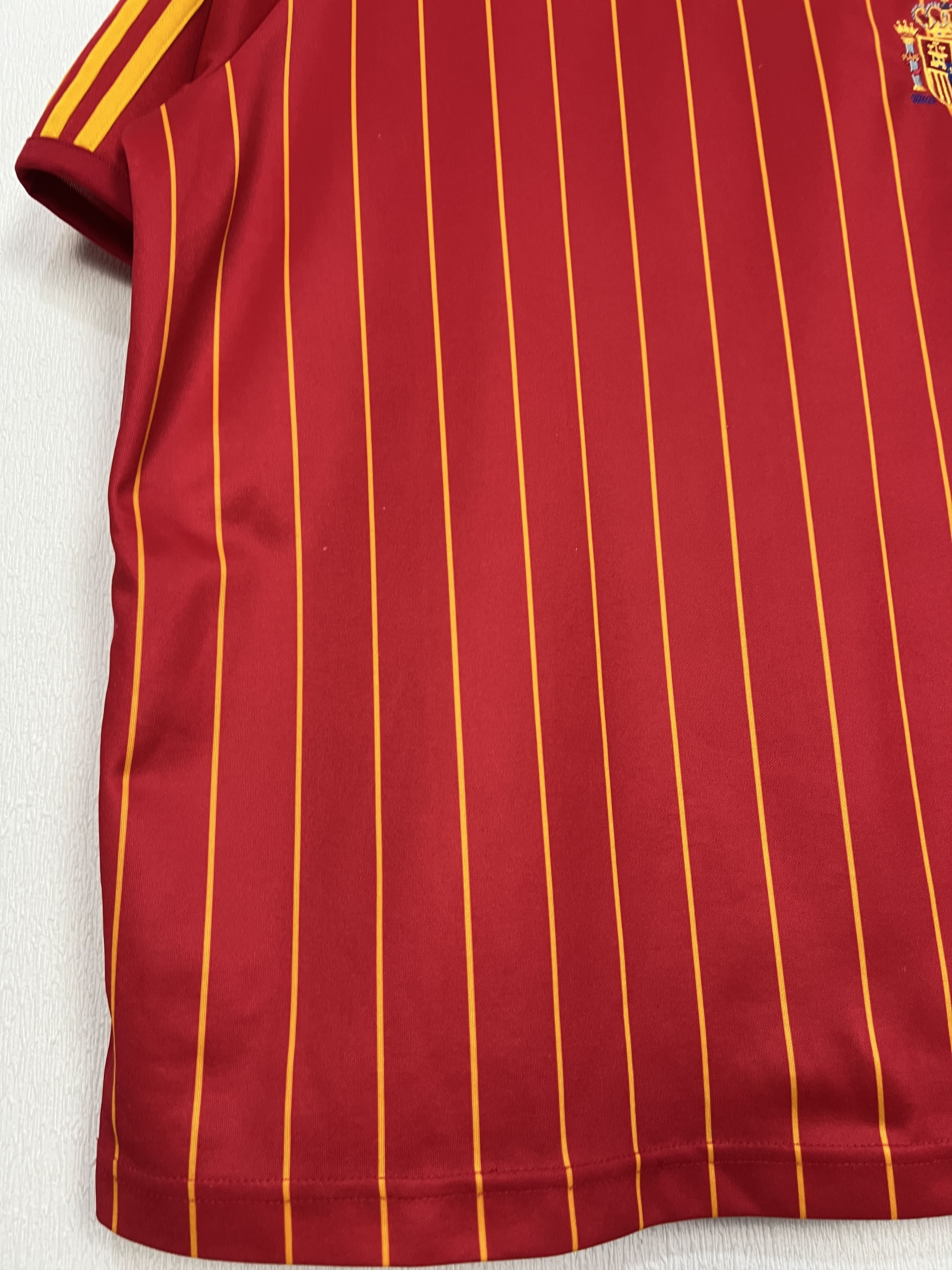 Adidas Spain Home football shirt 2005 Soccer Jersey Trikot Camiseta Size US L / EU 52-54 / 3 - 6 Thumbnail