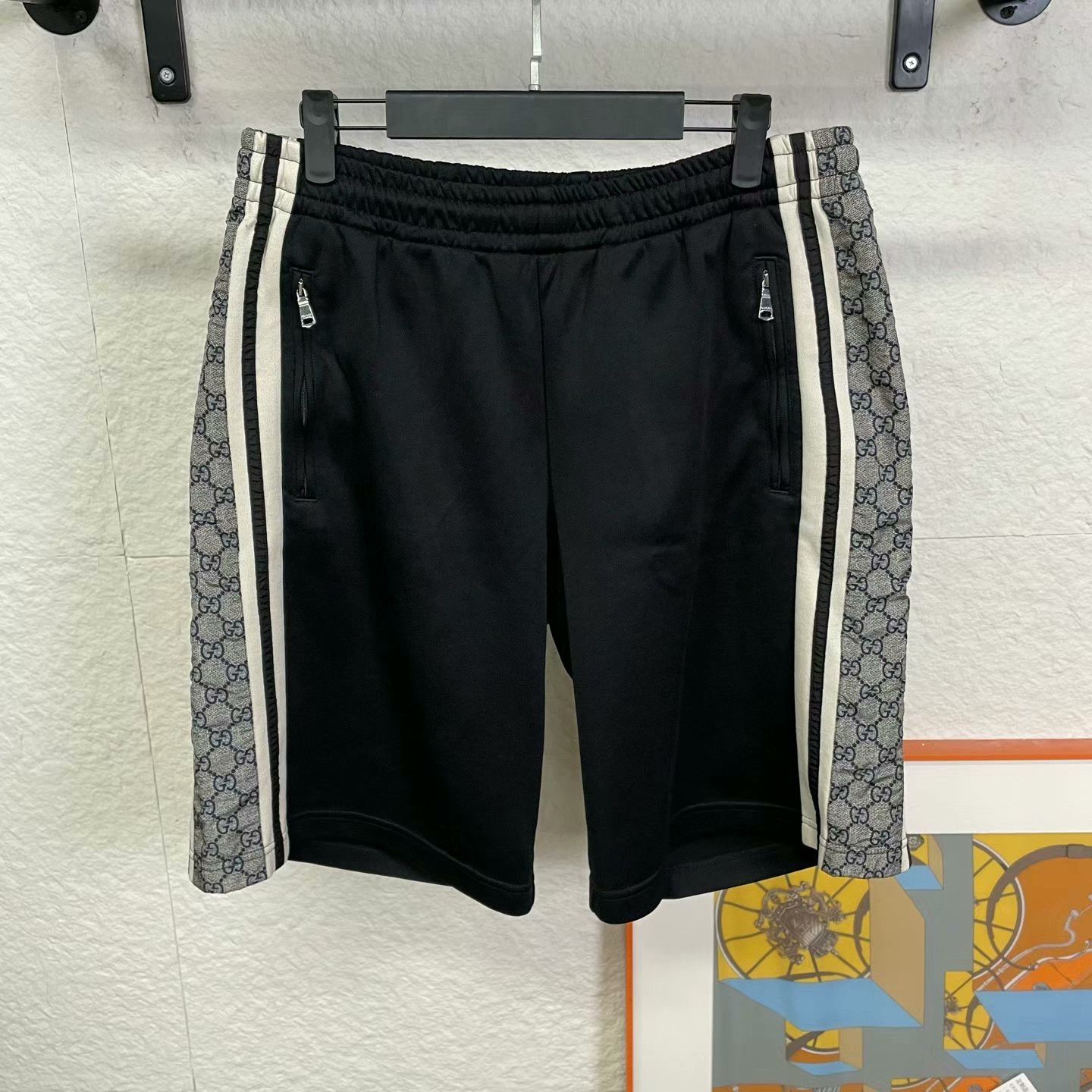 Gucci Gucci GG Monogram Side Stripe Shorts Size M Size US 32 / EU 48 - 1 Thumbnail