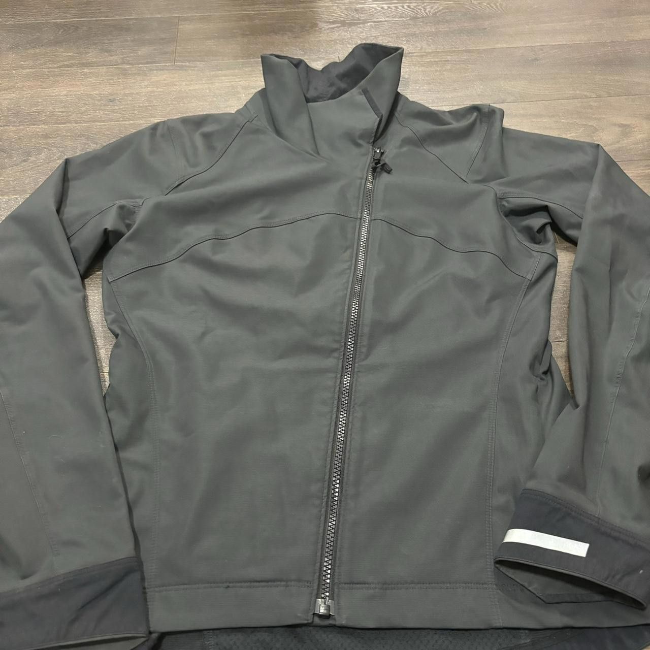 Arc'teryx Arc’teryx light women’s jacket M 00s Size M / US 6-8 / IT 42-44 - 1 Thumbnail