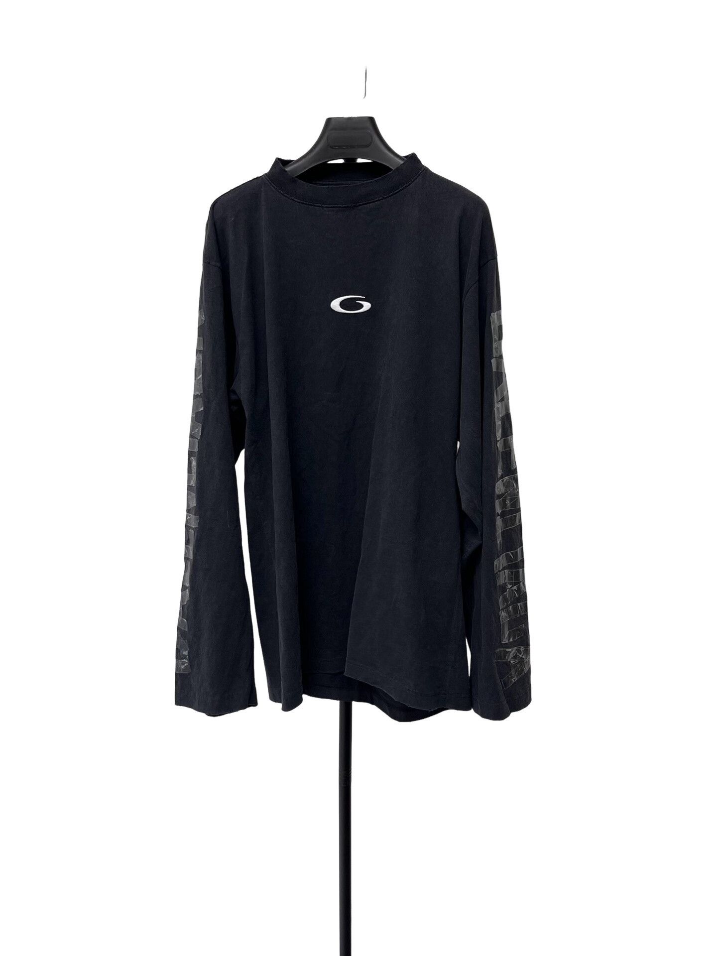 Balenciaga Balenciaga Sleeve Logo Print Long Sleeve T-Shirt S Size US S / EU 44-46 / 1 - 1 Thumbnail