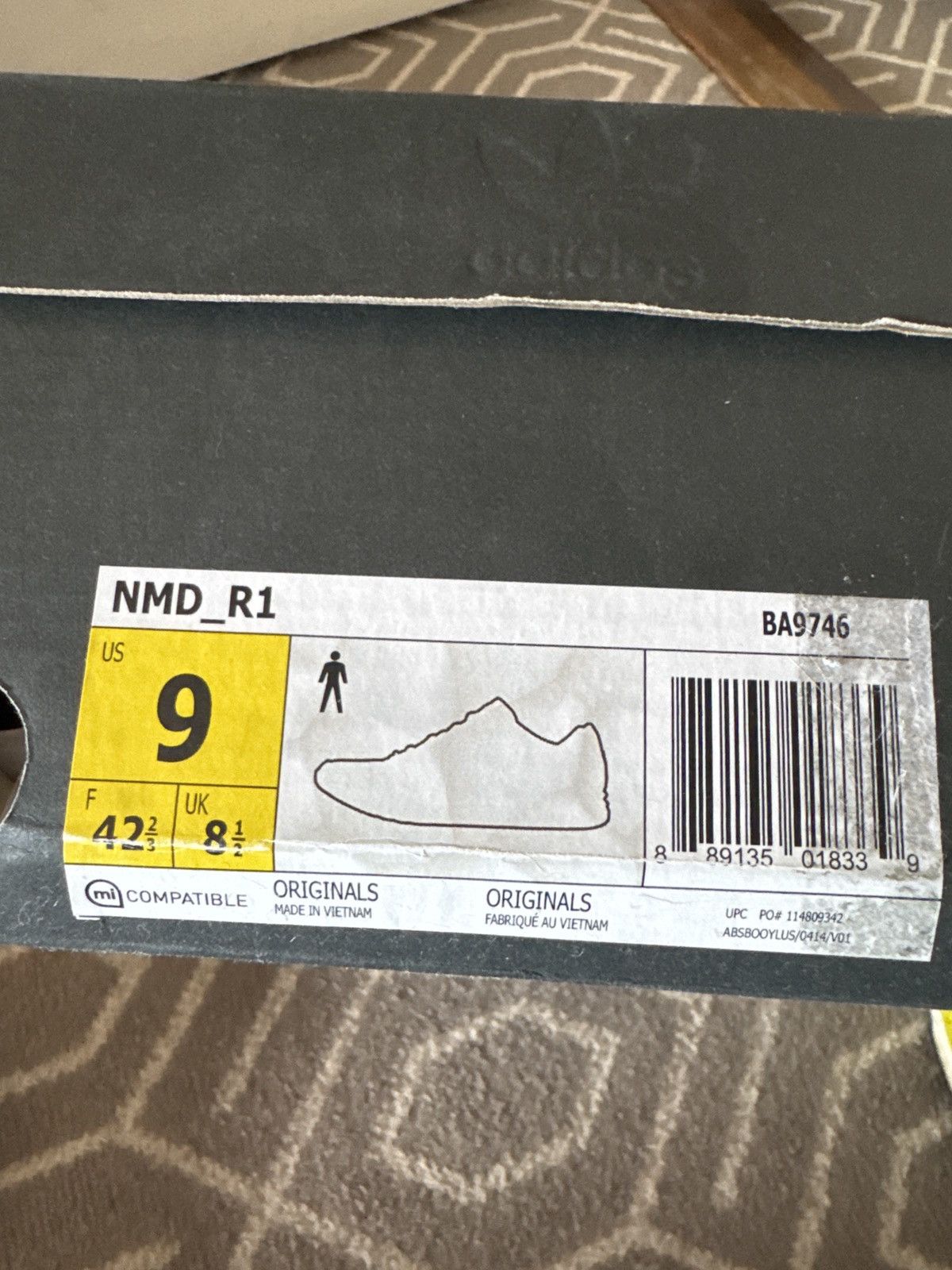Adidas Adidas NMD R1 x Villa Size US 9 / EU 42 - 6 Thumbnail