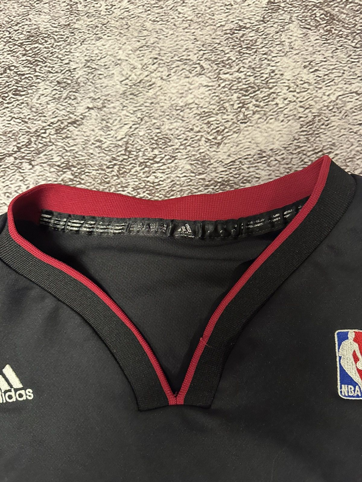 Adidas 2012 Adidas NBA Miami Heat LeBron 3 James 6 jersey Size US L / EU 52-54 / 3 - 5 Thumbnail