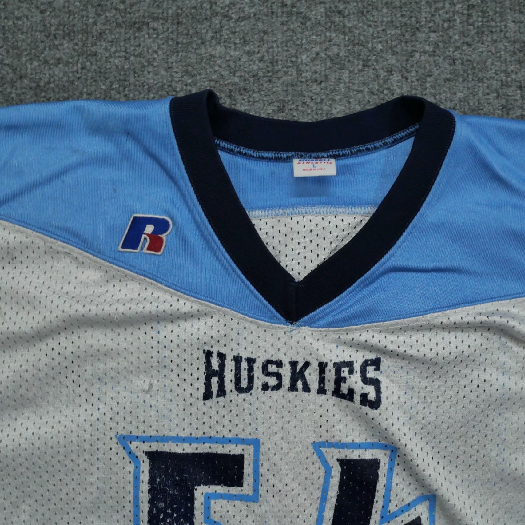 Russell Athletic VINTAGE Russell Athletic Jersey Mens Large White Blue Football Huskies Adult 90s Size US L / EU 52-54 / 3 - 3 Thumbnail