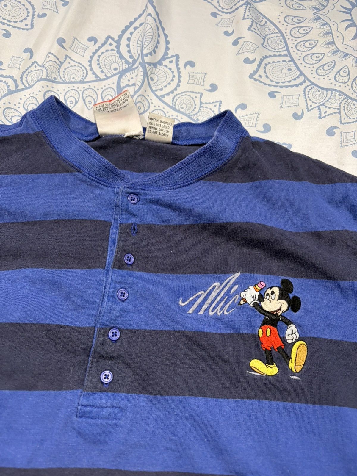 Disney Vintage Disney Long Sleeve Medium Size US M / EU 48-50 / 2 - 2 Thumbnail