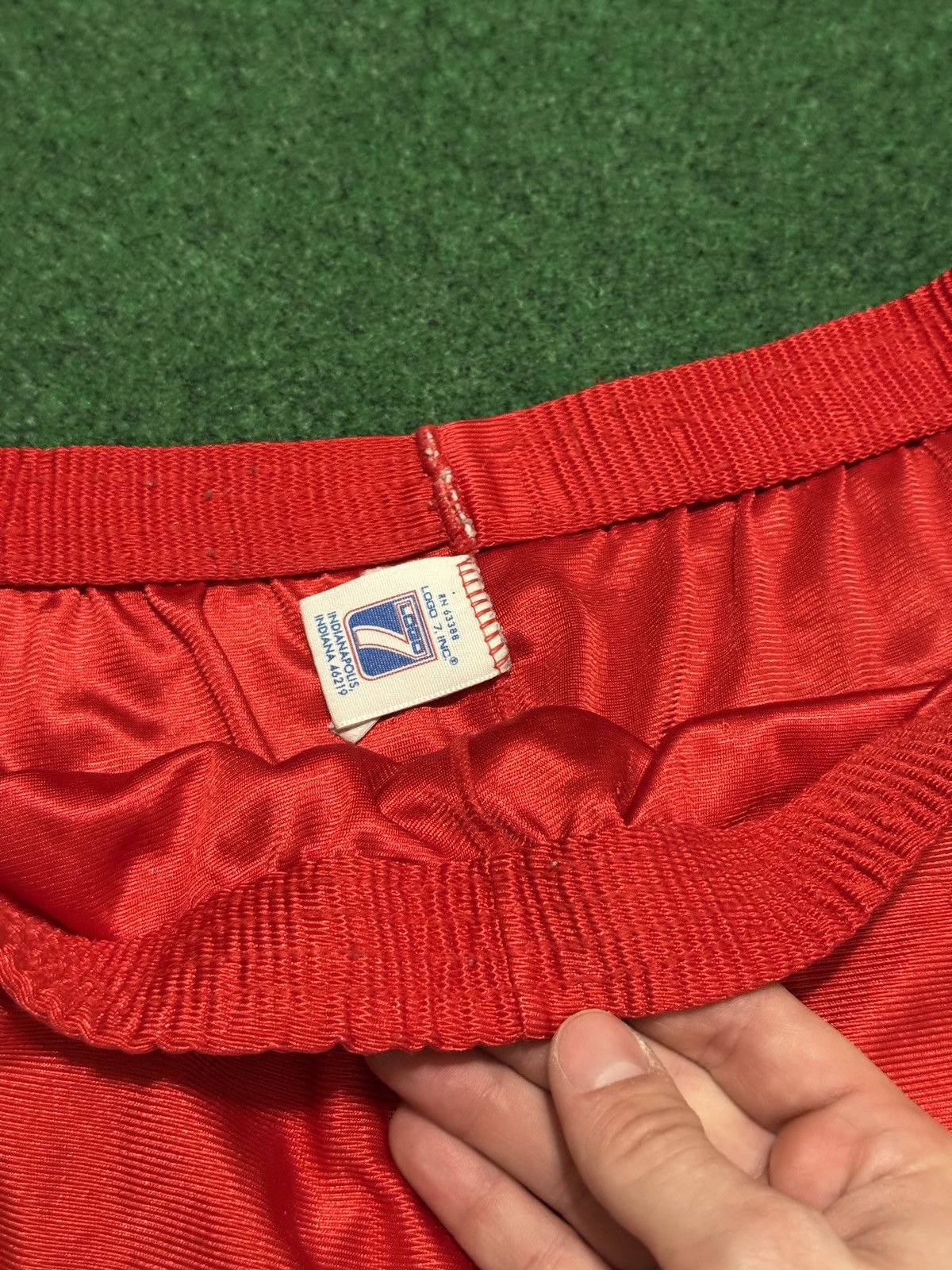Logo 7 Chicago Bulls 90s Logo 7 Gym Basketball Shorts 33 Red NBA Size US 33 - 3 Thumbnail