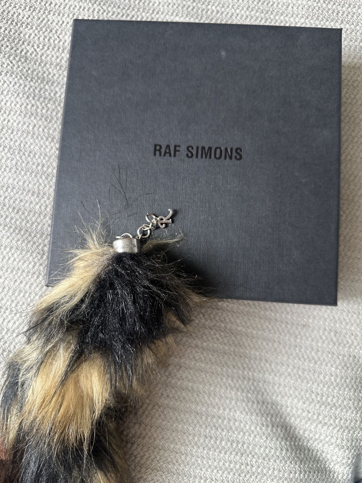 Raf Simons Raccoon Tail Keychain Size ONE SIZE - 2 Thumbnail
