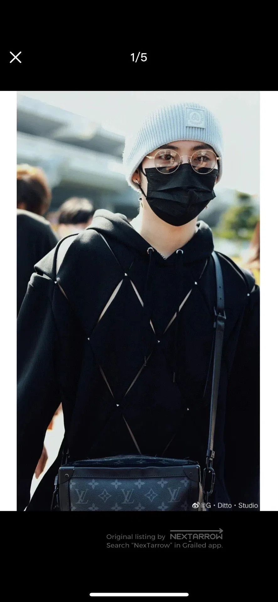 Valentino black cotton hollow hooded sweatshirt for men. Size US S / EU 44-46 / 1 - 8 Thumbnail