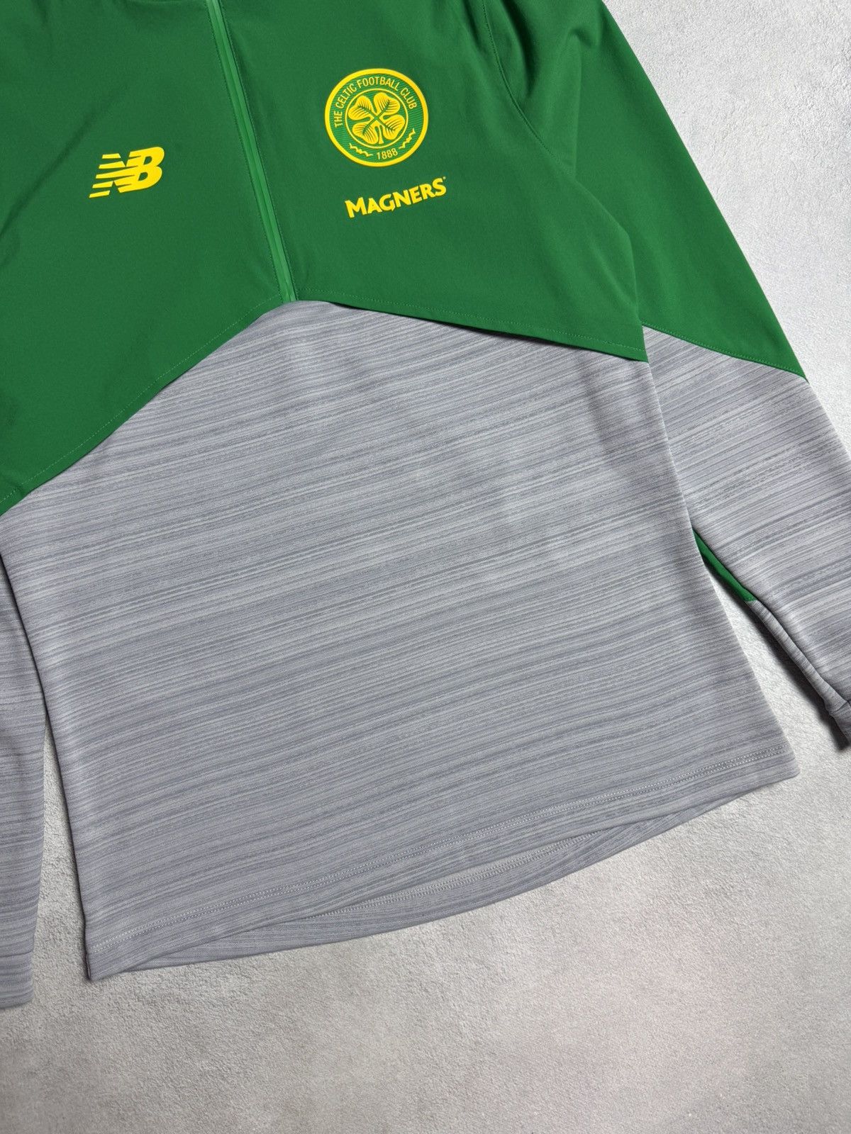 New Balance Celtic 2019 2020 Training Football Soccer Top New Balance Size US S / EU 44-46 / 1 - 4 Thumbnail