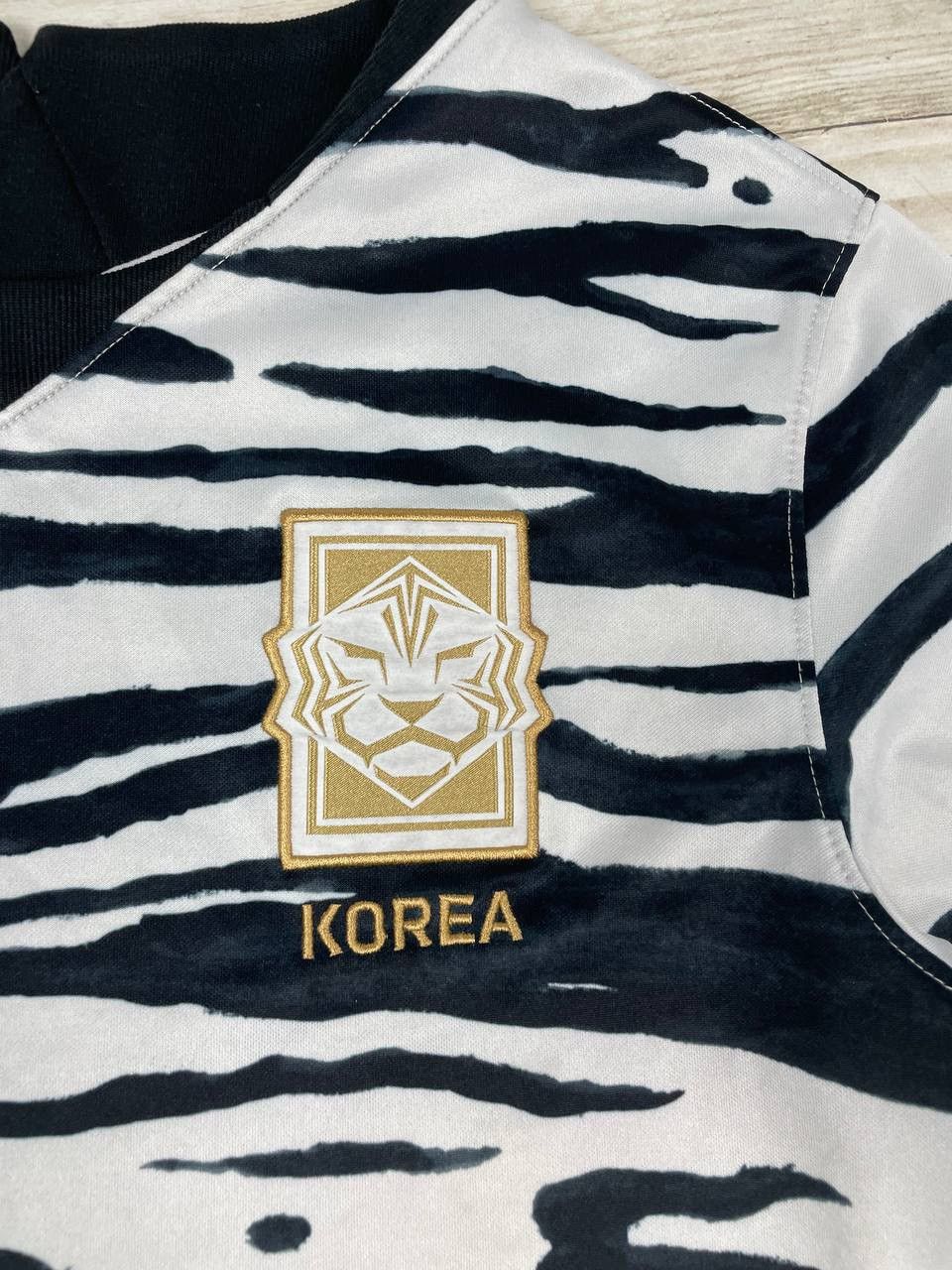 Nike Nike South Korea 2020 2021 Zebra Away Shirt Soccer Jersey Size US S / EU 44-46 / 1 - 5 Thumbnail