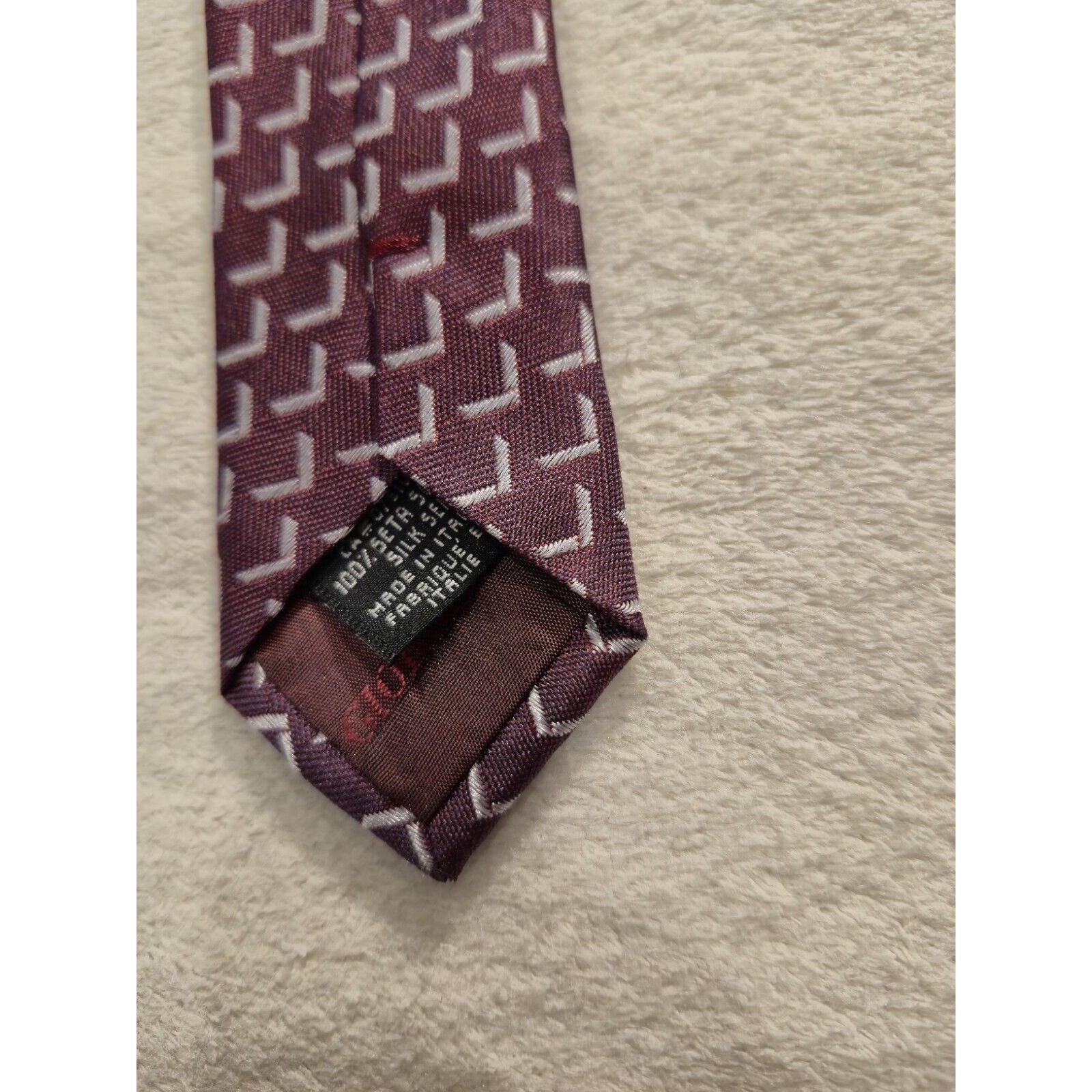Giorgio Armani Giorgio Armani Necktie Italy Maroon Geometric Silk Men's Size ONE SIZE - 8 Thumbnail