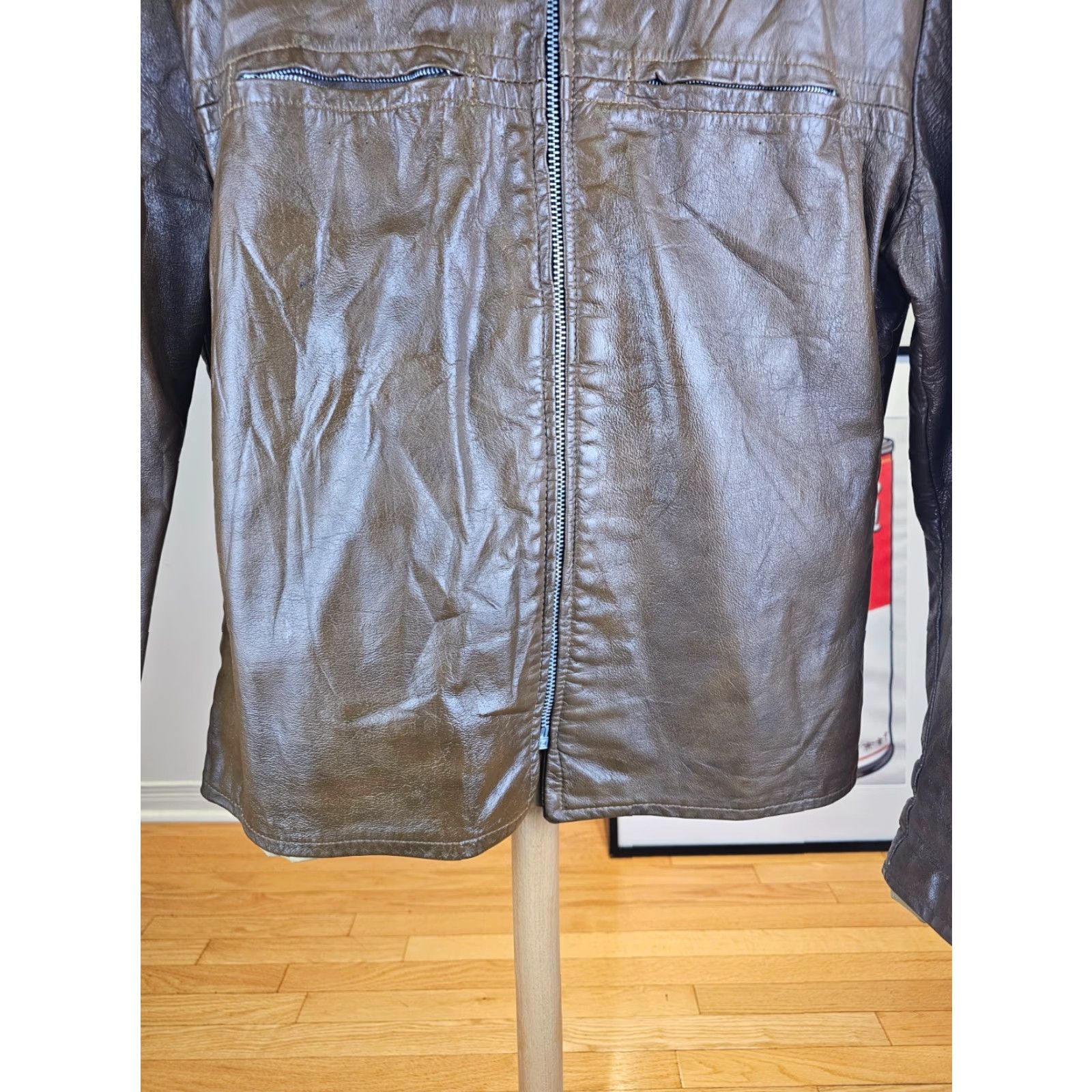 Harley Davidson VINTAGE Harley-Davidson AMF BROWN CAFE RACER MOTORCYCLE LEATHER JACKET SZ 46 Mens Jacket Brown 70s Bomber Style Bazaar Size US XXS / EU 40 - 3 Thumbnail