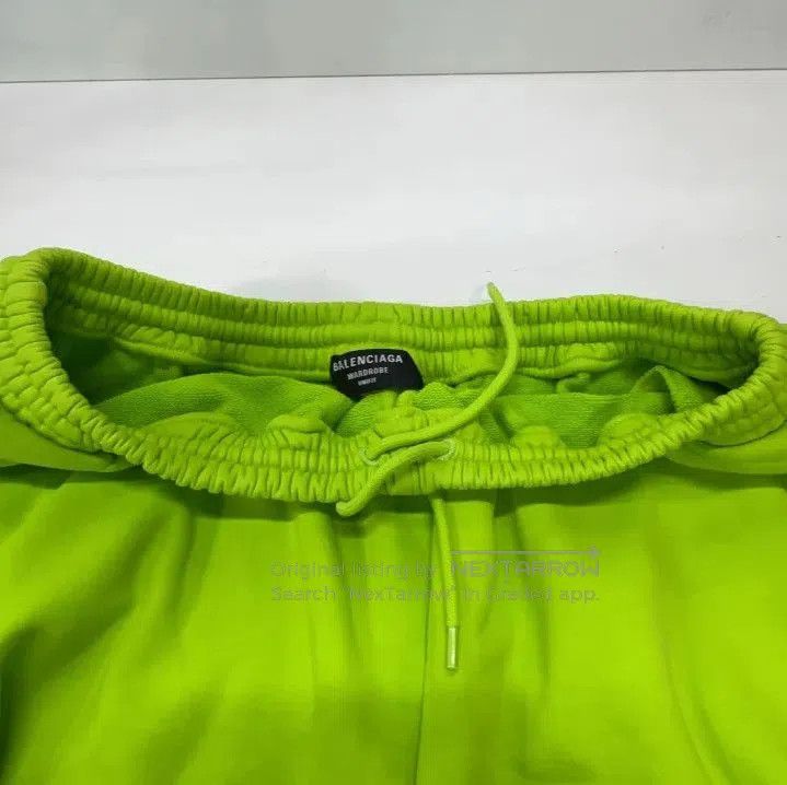 Balenciaga Balenciaga SS23 Solid Logo Pattern Loose Shorts. Size US 26 / EU 42 - 4 Thumbnail