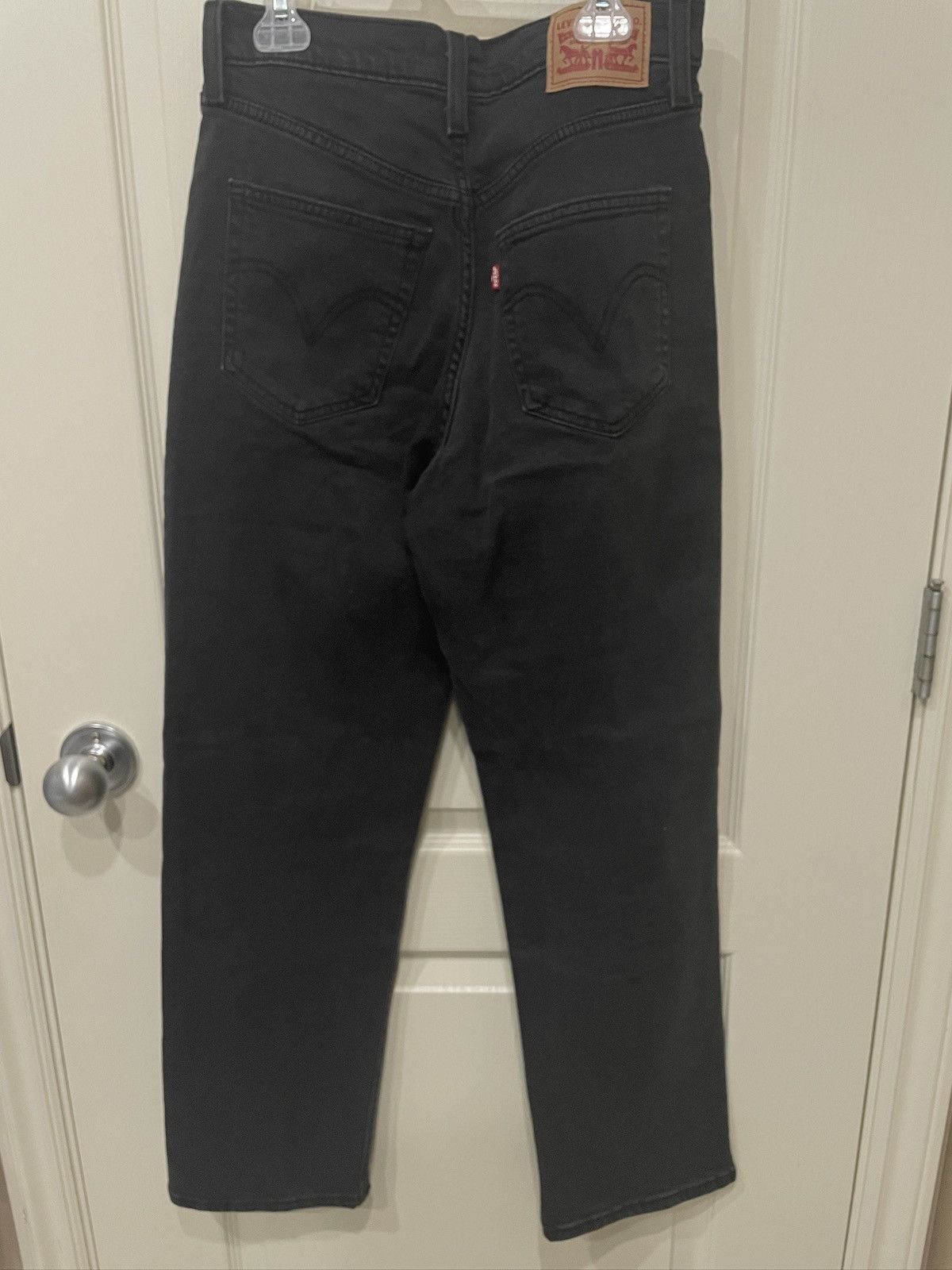 Levi's "Levi’s Black Ribcage Ankle Jeans 28 — Used Like New! Size 28" / US 6 / IT 42 - 2 Thumbnail