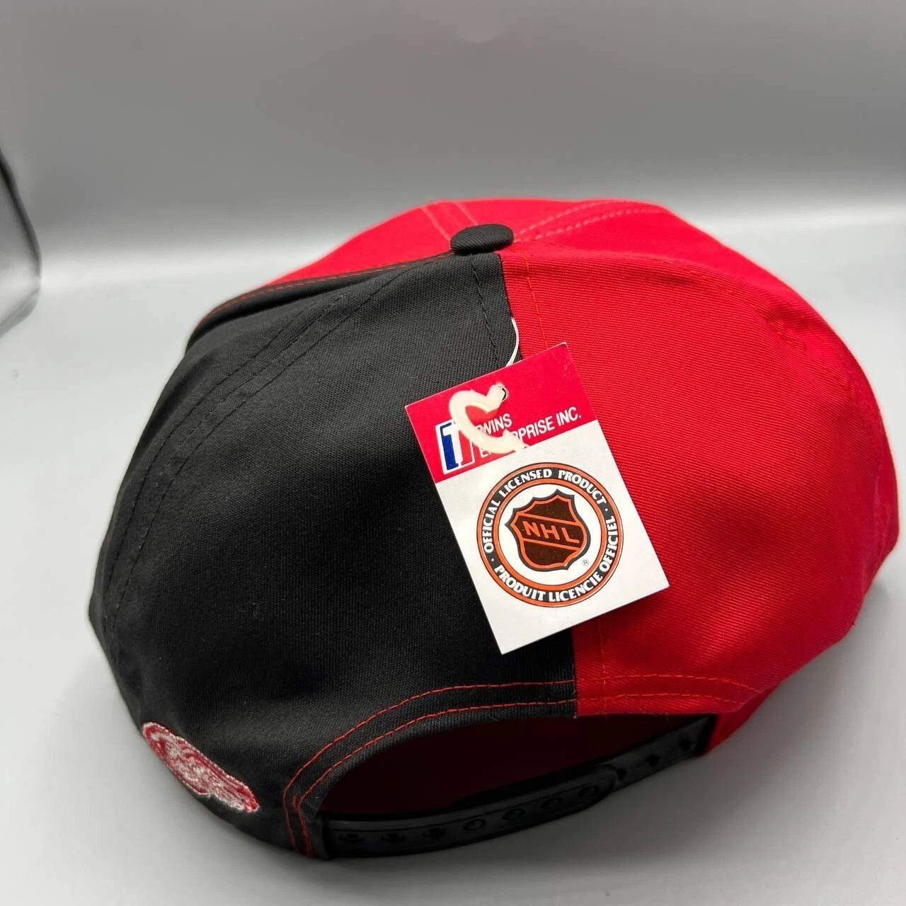 Twins Enterprise Inc. × Vintage Detroit Red Wings Hat Men Red Twins Enterprise NHL Snap Back Size ONE SIZE - 5 Thumbnail