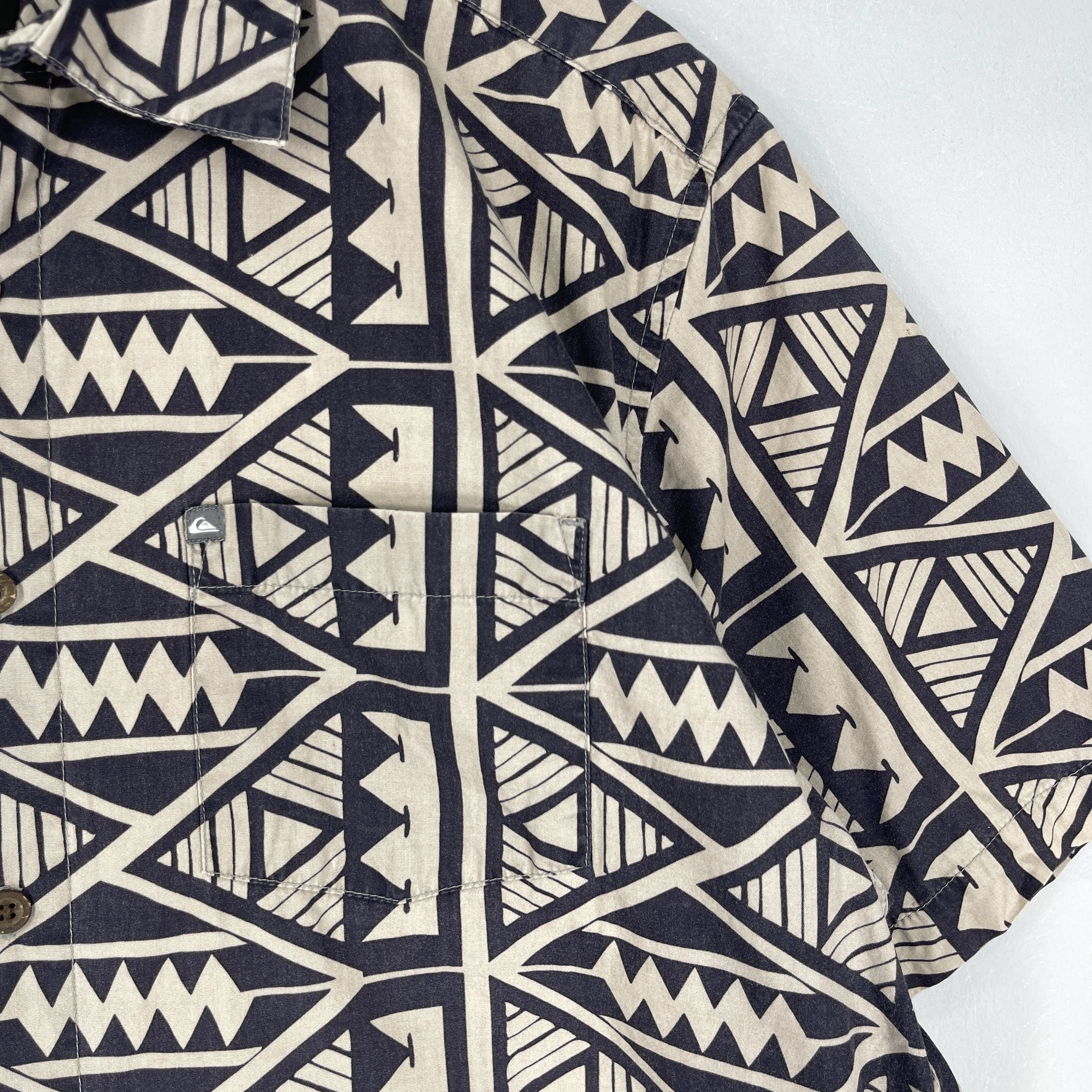 Quiksilver Vintage QUIKSILVER Abstract Native Pattern Printed Shirt Size US M / EU 48-50 / 2 - 3 Thumbnail