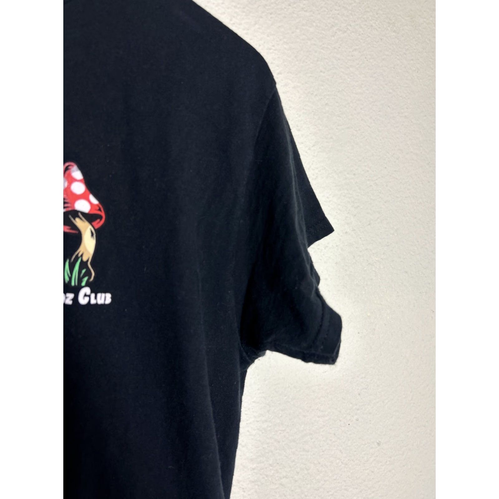 Vintage 12 Oz T-Shirt Mens Short Sleeve M Choose Adventure Mushrooms Funguy Black Size US M / EU 48-50 / 2 - 5 Thumbnail