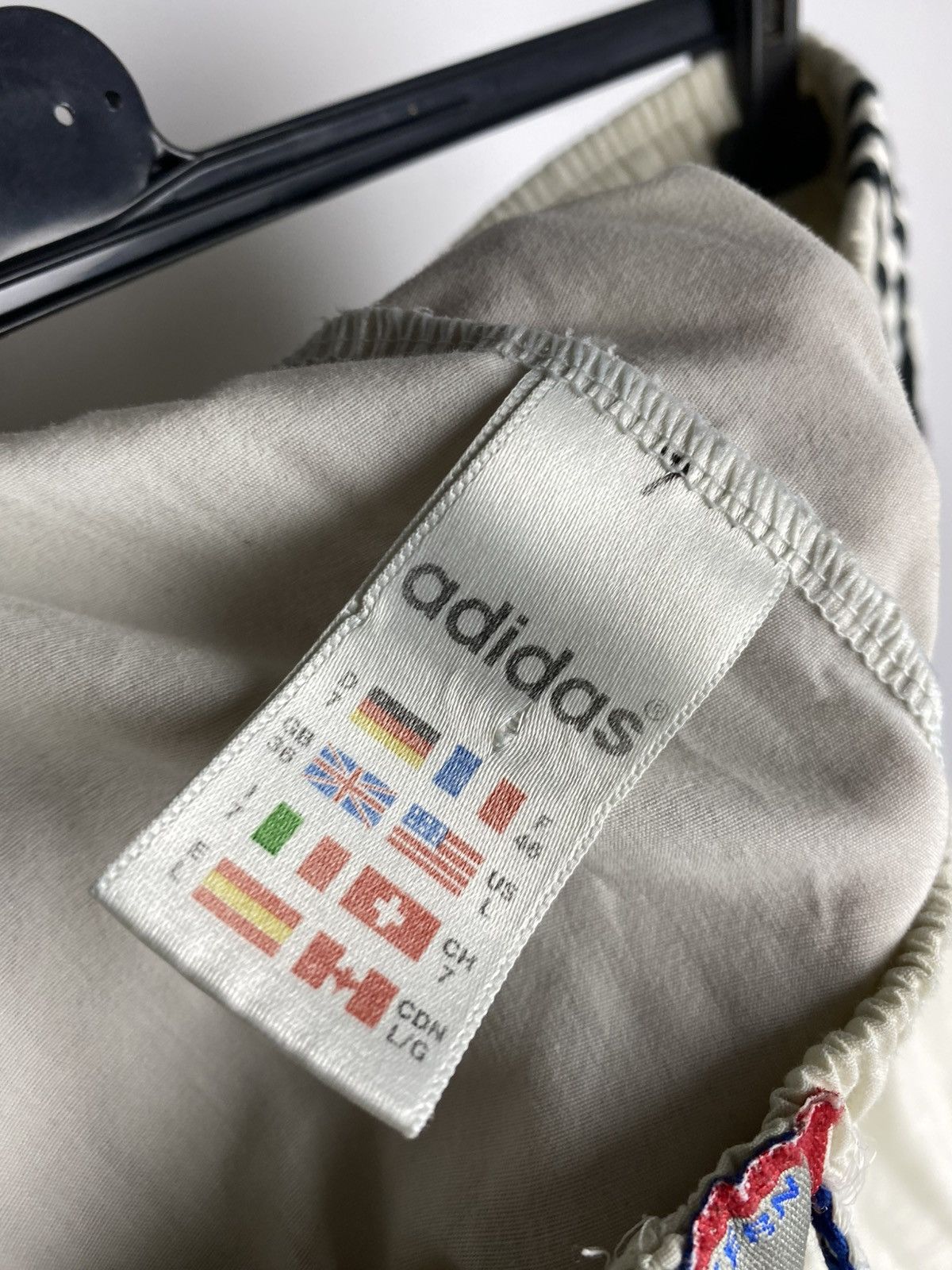 Adidas × Vintage Vintage 90s Adidas Bayern shorts streetwear y2k style size L Size US 36 / EU 52 - 13 Thumbnail