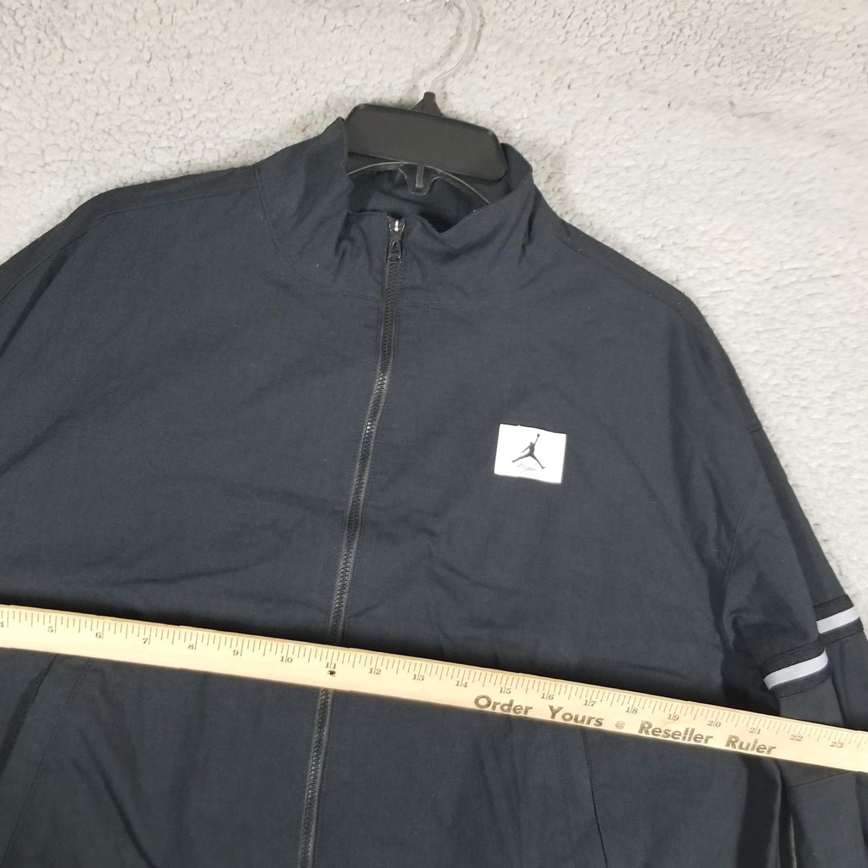 Jordan Brand Jordan Jacket Woman Medium Black Flight Cropped Track Woven Full Zip DQ4625-010 Size US M / EU 48-50 / 2 - 6 Thumbnail