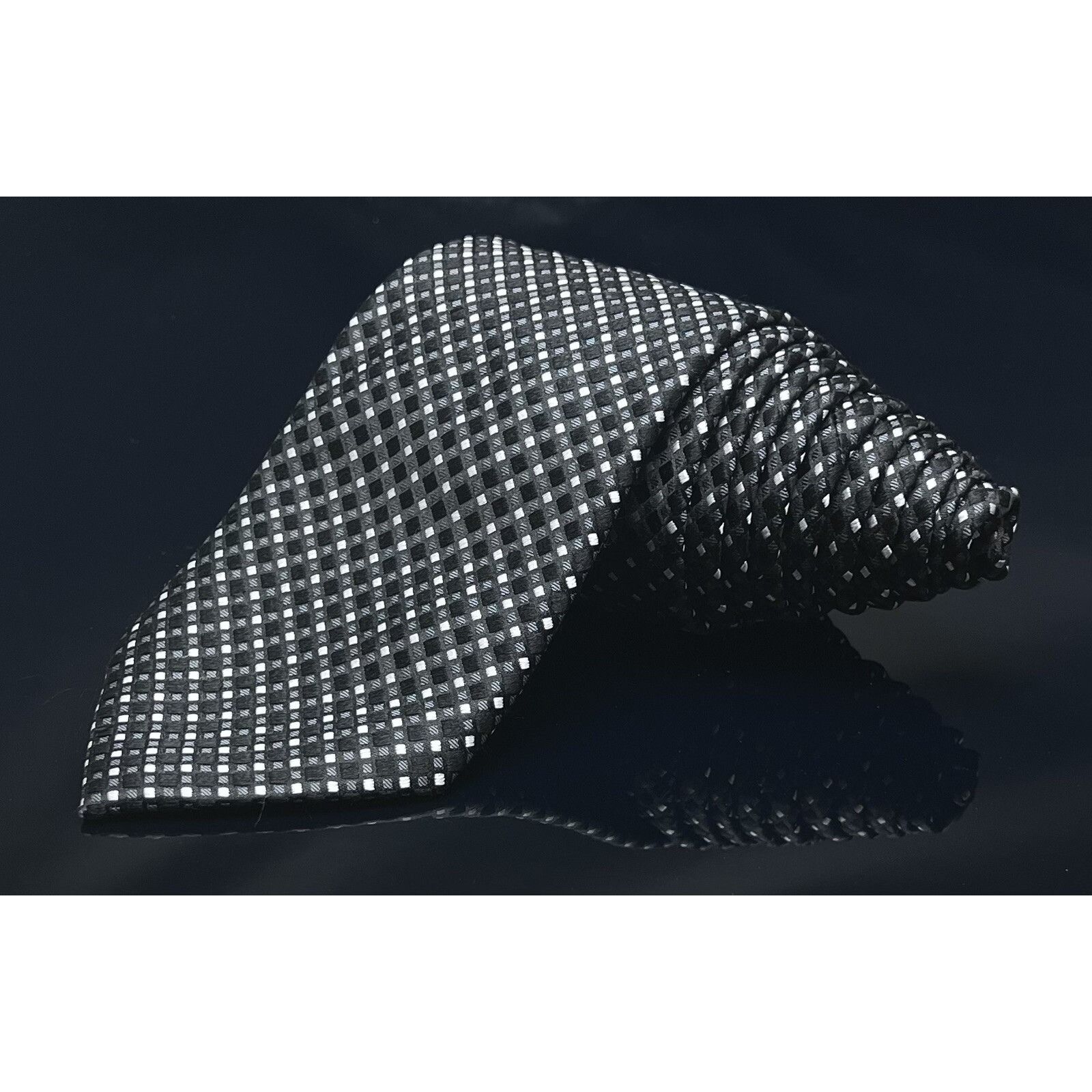 Donald Trump DONALD J. TRUMP MEN'S TIE BLACK/GEOMETRIC WIDTH: 3.50" LENGT Size ONE SIZE - 6 Thumbnail