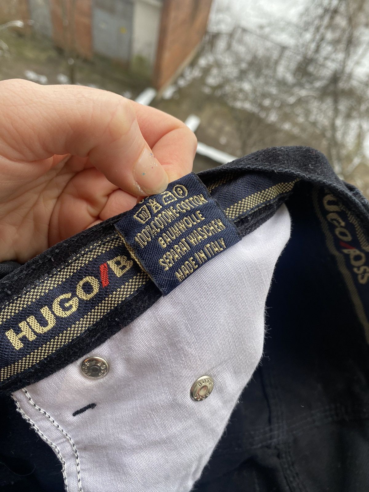 Hugo Boss Velvety type Hugo Boss pants size 30 Size 30" / US 8 / IT 44 - 10 Thumbnail