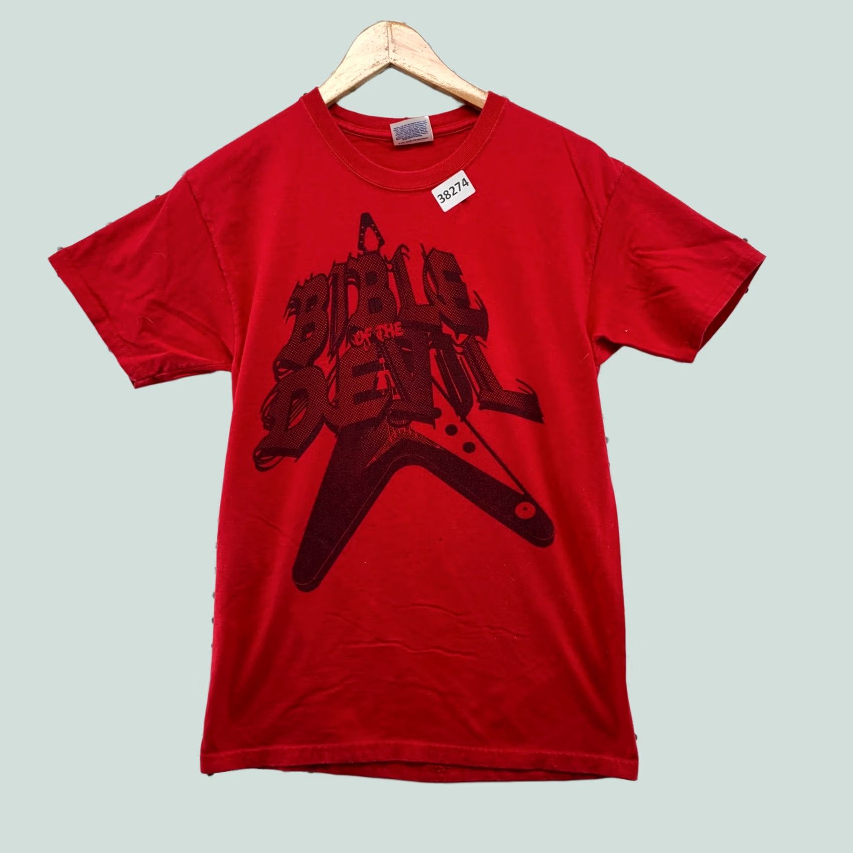 Hanes Bible Devil Beyond Bomb Tour Shirt Men Small Red 2008 Music Band Concert Size US S / EU 44-46 / 1 - 1 Thumbnail
