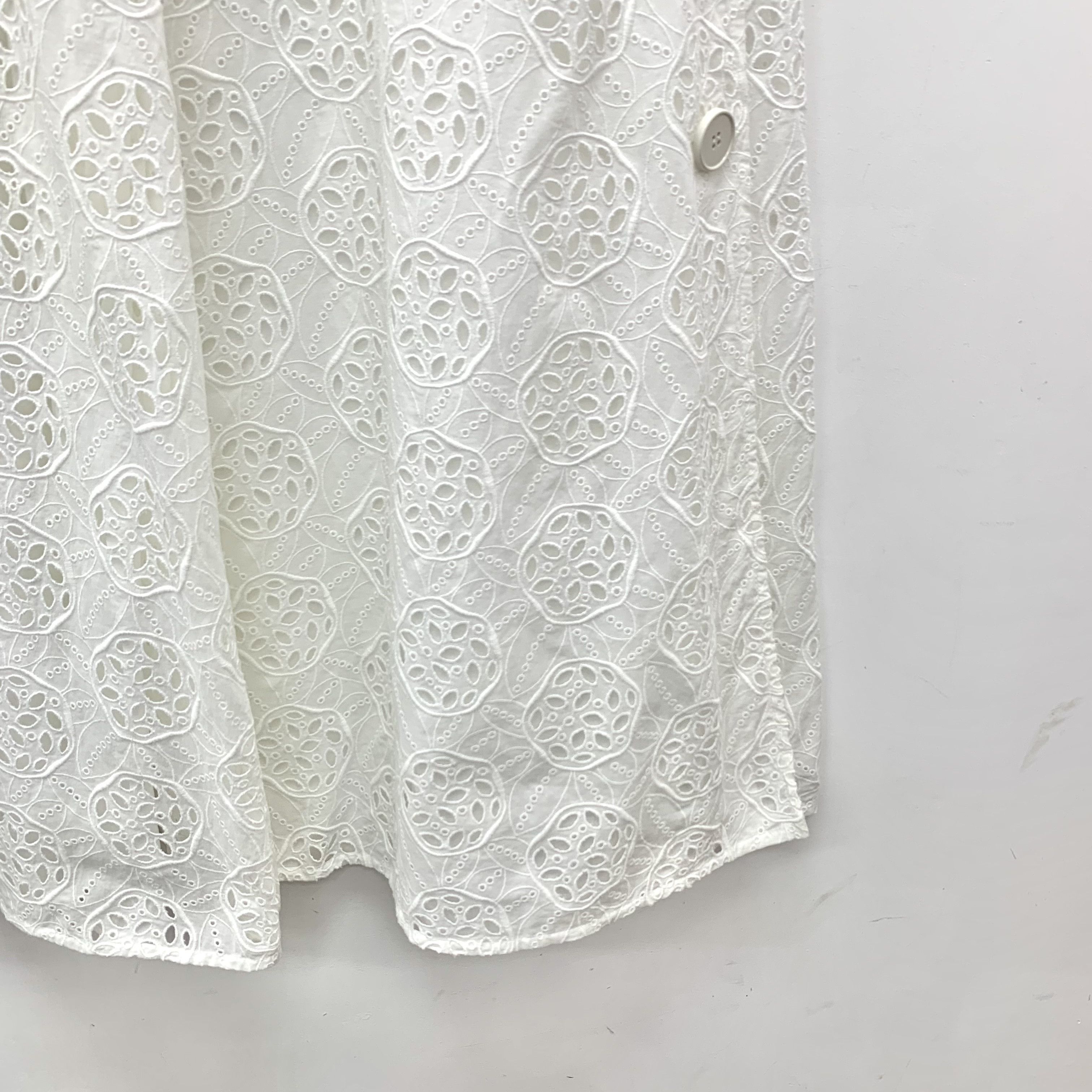 Valentino Valentino Floral Cutout Cotton Wide-Leg Pants White (38) Size 26" / US 2 / IT 38 - 4 Thumbnail