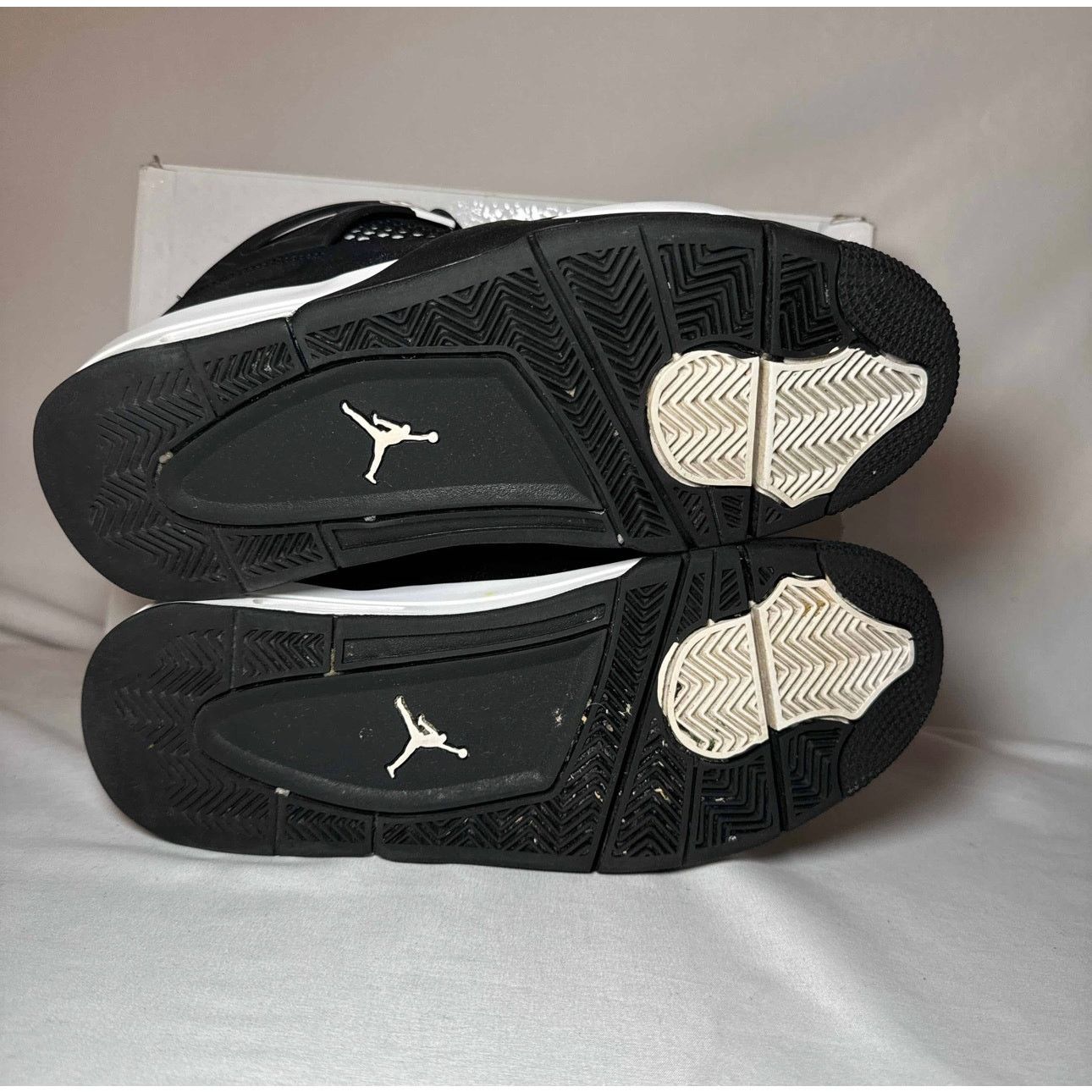 Jordan Brand × Nike Size 10 - Nike Air Jordan 4 Retro White Thunder Men's Shoes Size US 10 / EU 43 - 6 Thumbnail