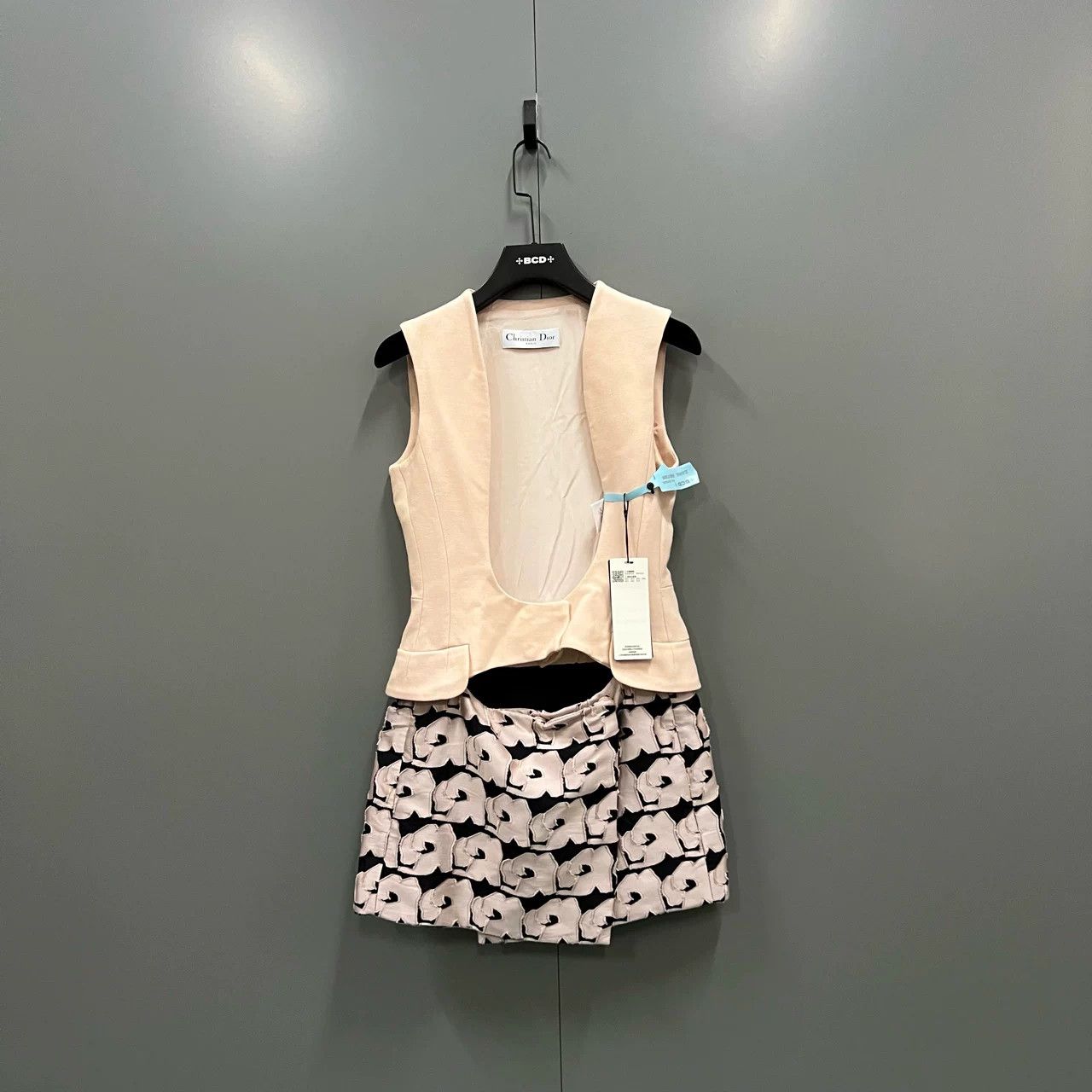 Dior Dior Runway Floral Patchwork Dress Size XS / US 0-2 / IT 36-38 - 1 Thumbnail