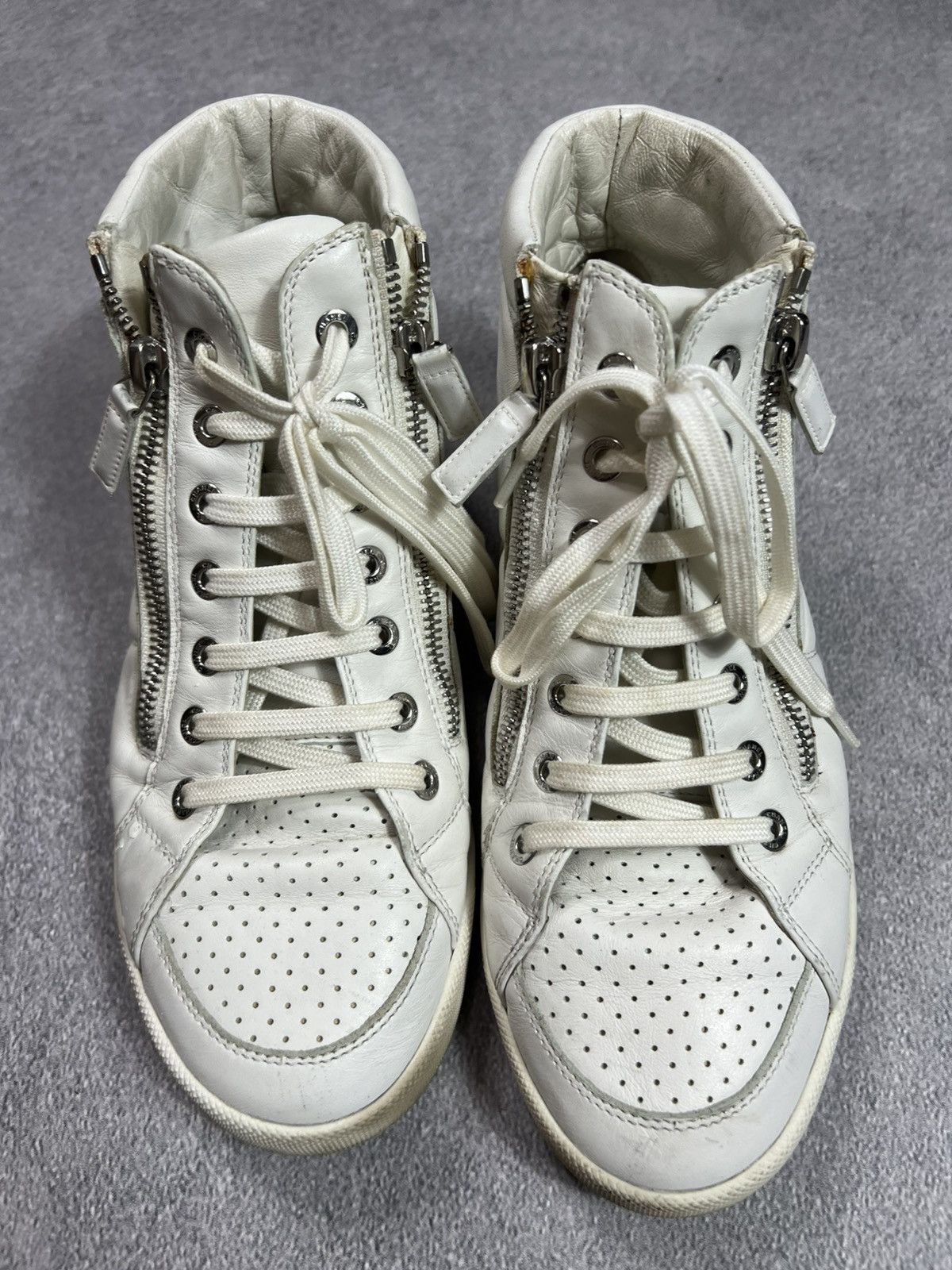 Chanel 🤍ARCHIVE CHANEL HI-TOP Y2K JAPANESE BRAND GUCCI SNEAKERS Size US 7 / IT 37 - 3 Thumbnail