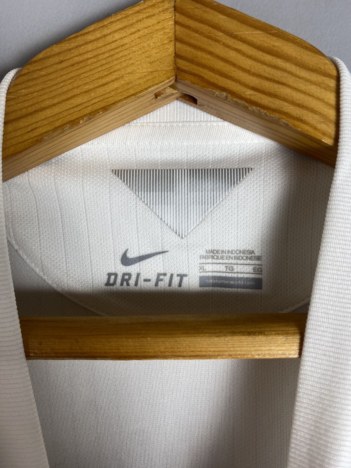 Nike Vintage Nike England football jersey tee T-shirt Size US XL / EU 56 / 4 - 4 Thumbnail