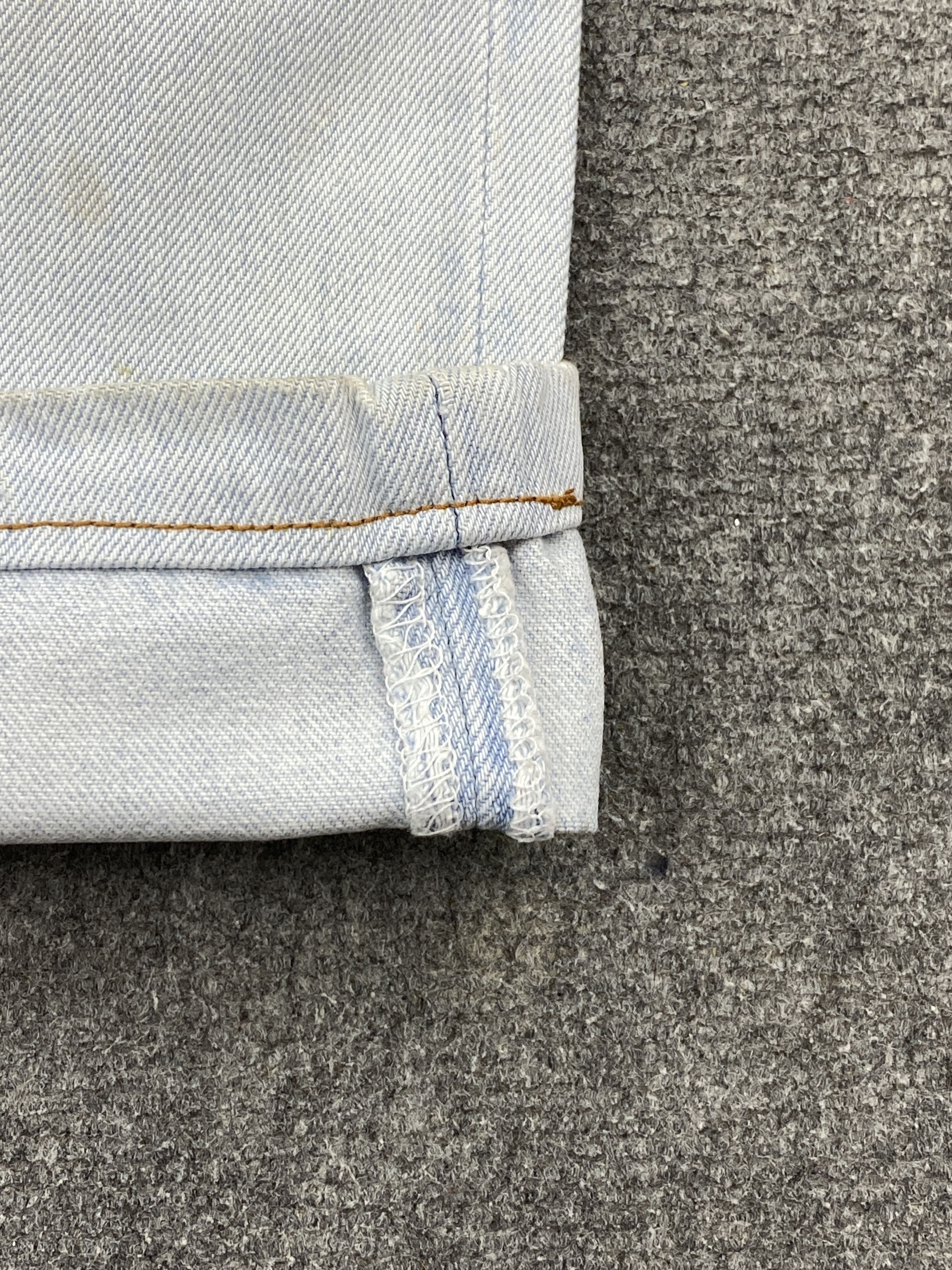 Levi's 90s Vintage Levi's 501 Light Washed Jeans DP2802 Size US 38 / EU 54 - 13 Thumbnail