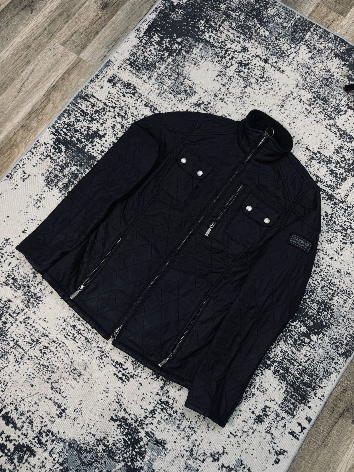 Barbour Barbour light puffer jacket black M womens Size US M / EU 48-50 / 2 - 2 Thumbnail