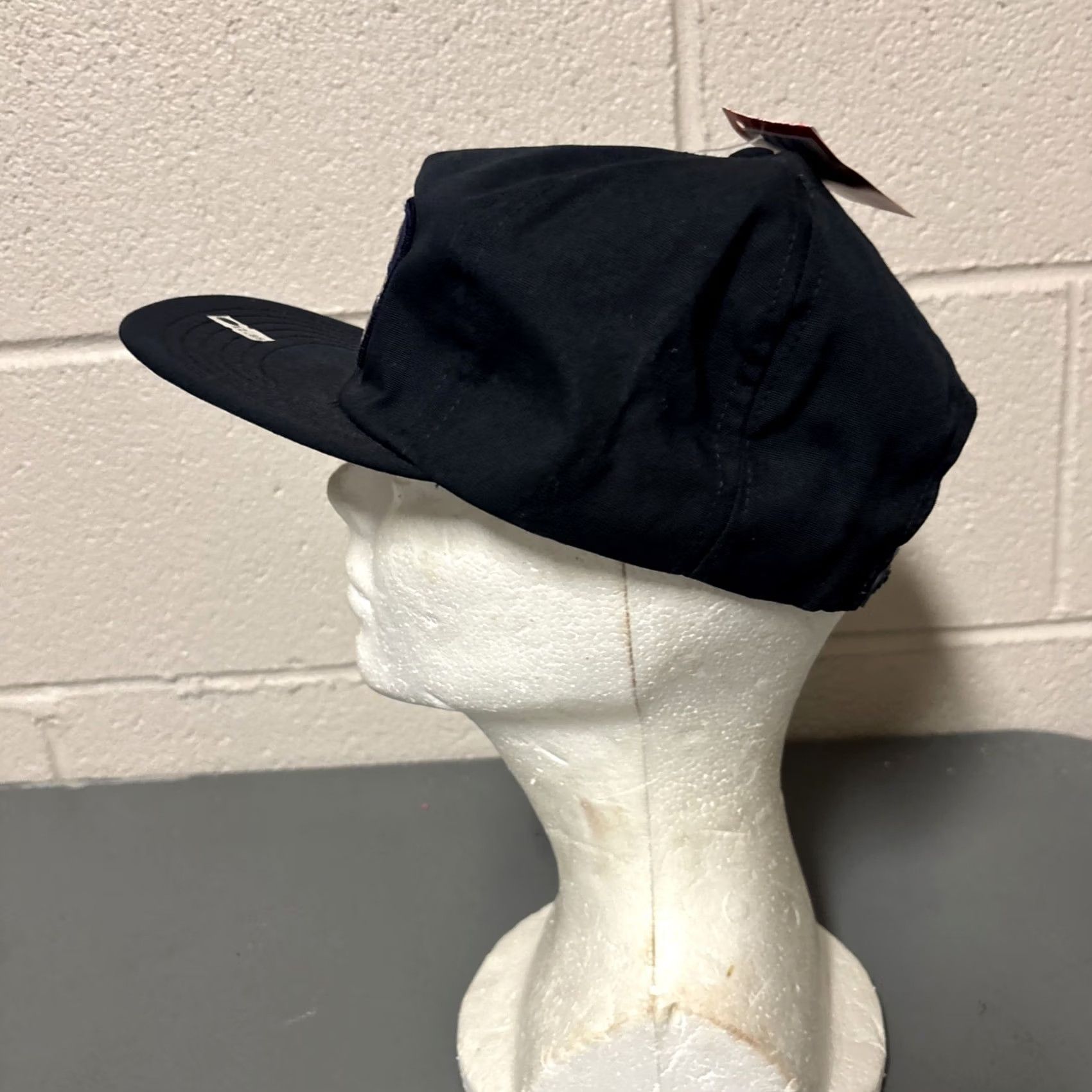 Vintage VINTAGE Air force Flat Cap Hat USAF Embroidered Blue NWT USA Made Men One Size USA USA Theme Cap Mens Blue Embroidered Flat Brim Hat Size ONE SIZE - 6 Thumbnail