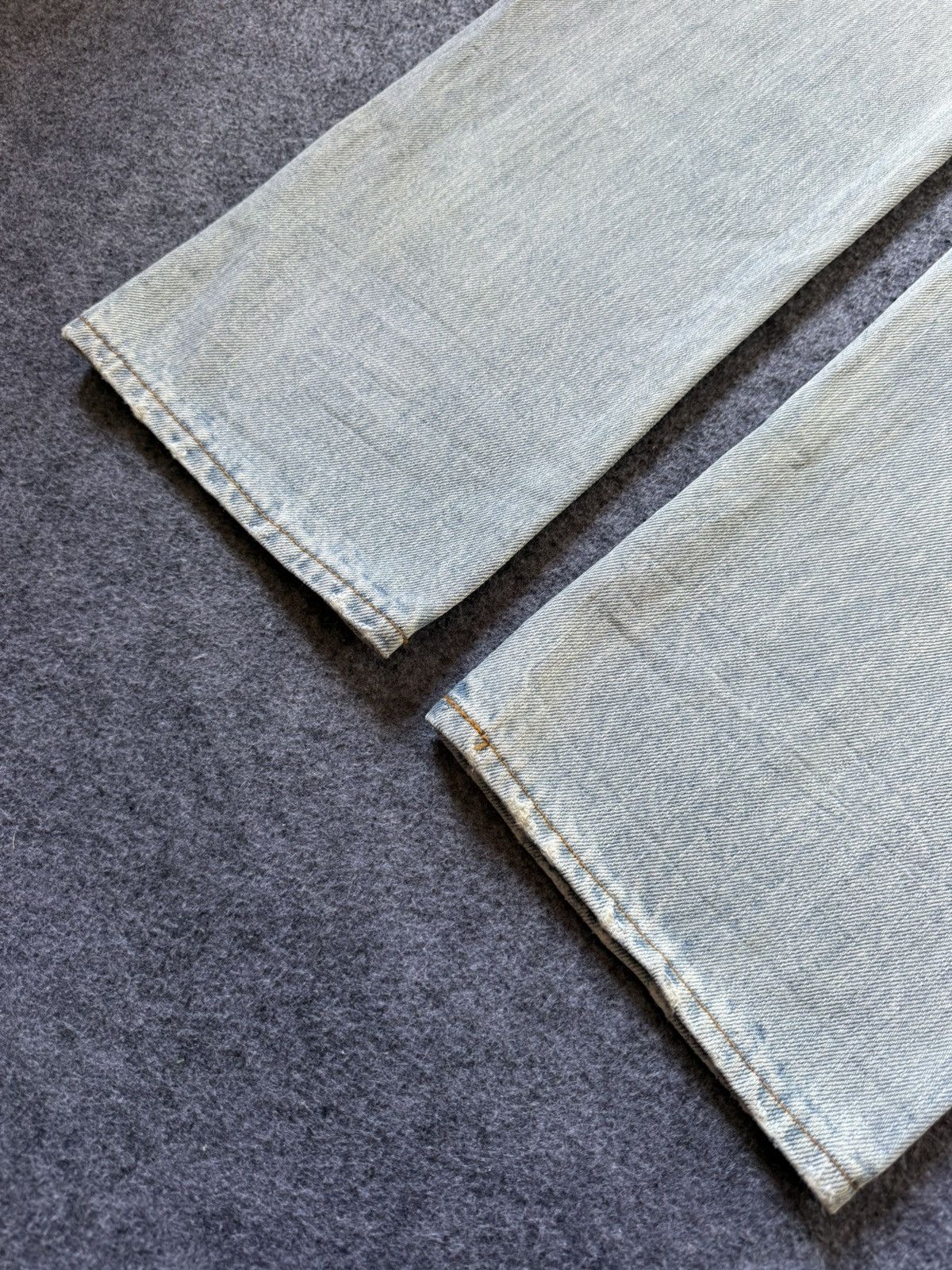ABAHOUSE × Japanese Brand Abahouse Japan Distressed Flapped Pocket Light Wash Jeans Size US 30 / EU 46 - 18 Thumbnail