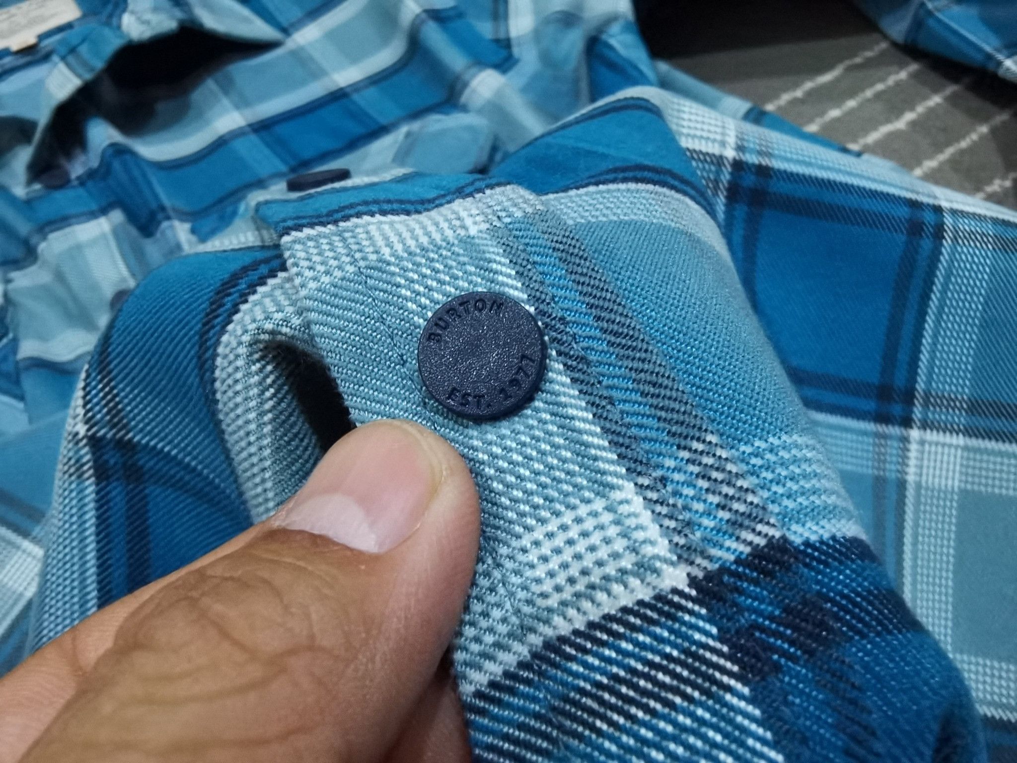 Burton BURTON button up flannel M 7067 Size US M / EU 48-50 / 2 - 10 Thumbnail