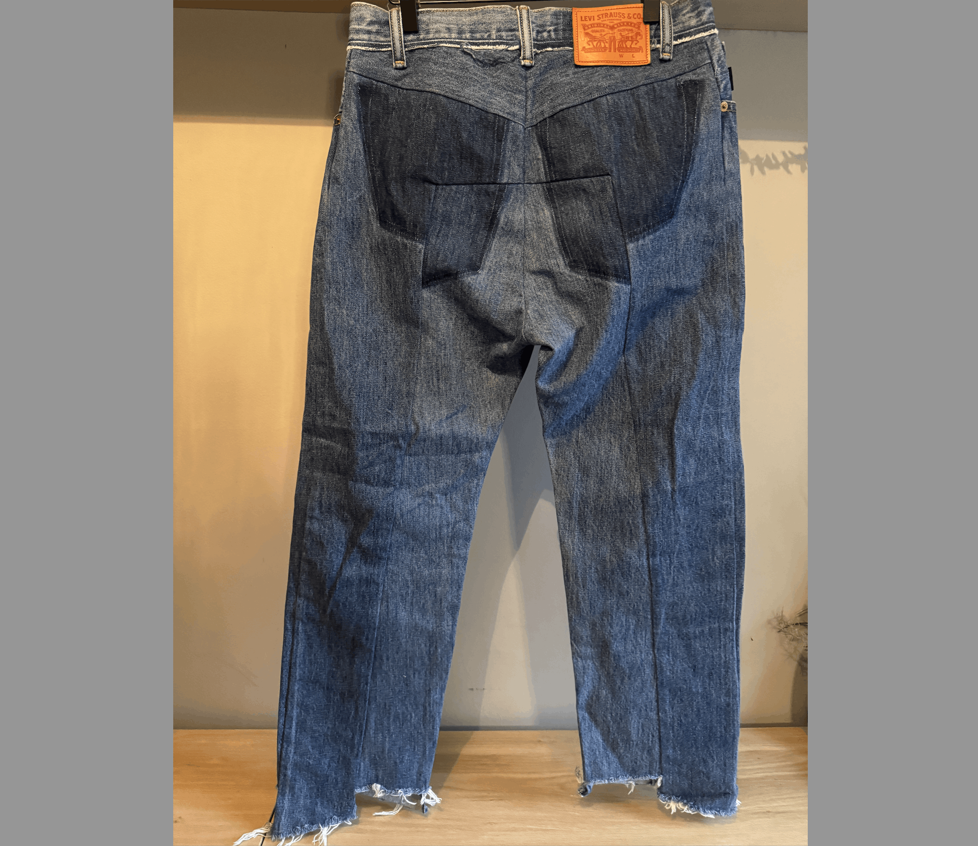 Levi's × Vetements Classic Reworked Jeans Size 30" / US 8 / IT 44 - 4 Thumbnail