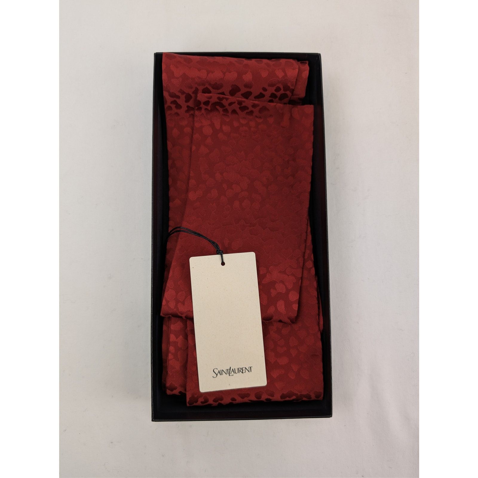 Saint Laurent Paris o1rshd1 Size: OS / Lavalliere Leopard Satin Scarf in Red Size ONE SIZE - 18 Thumbnail