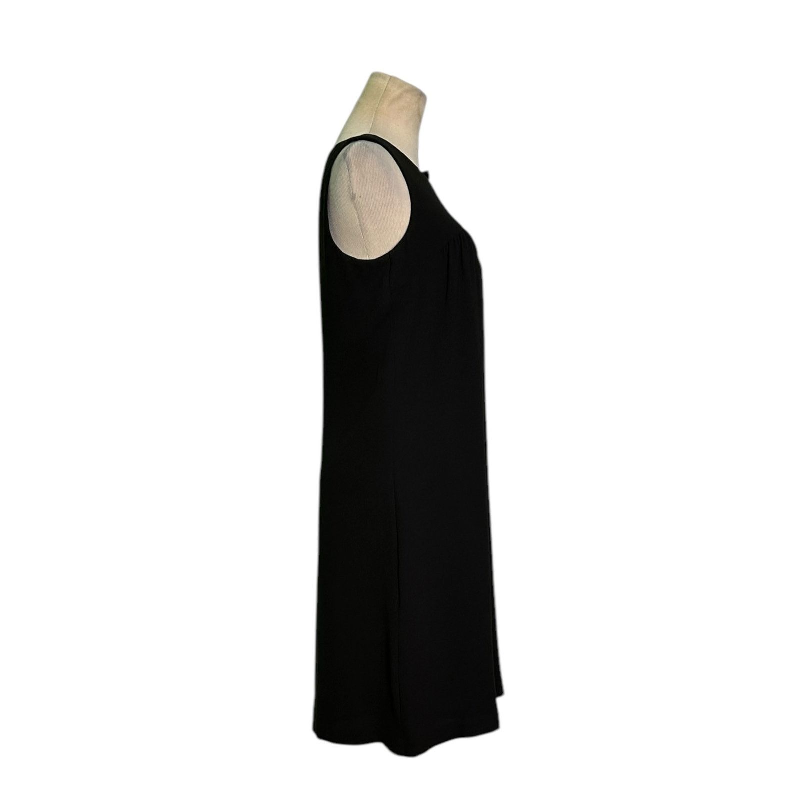 Trina Turk TRINA TURK black crepe shoulder bow sleeveless dress size 2 Size XS / US 0-2 / IT 36-38 - 14 Thumbnail