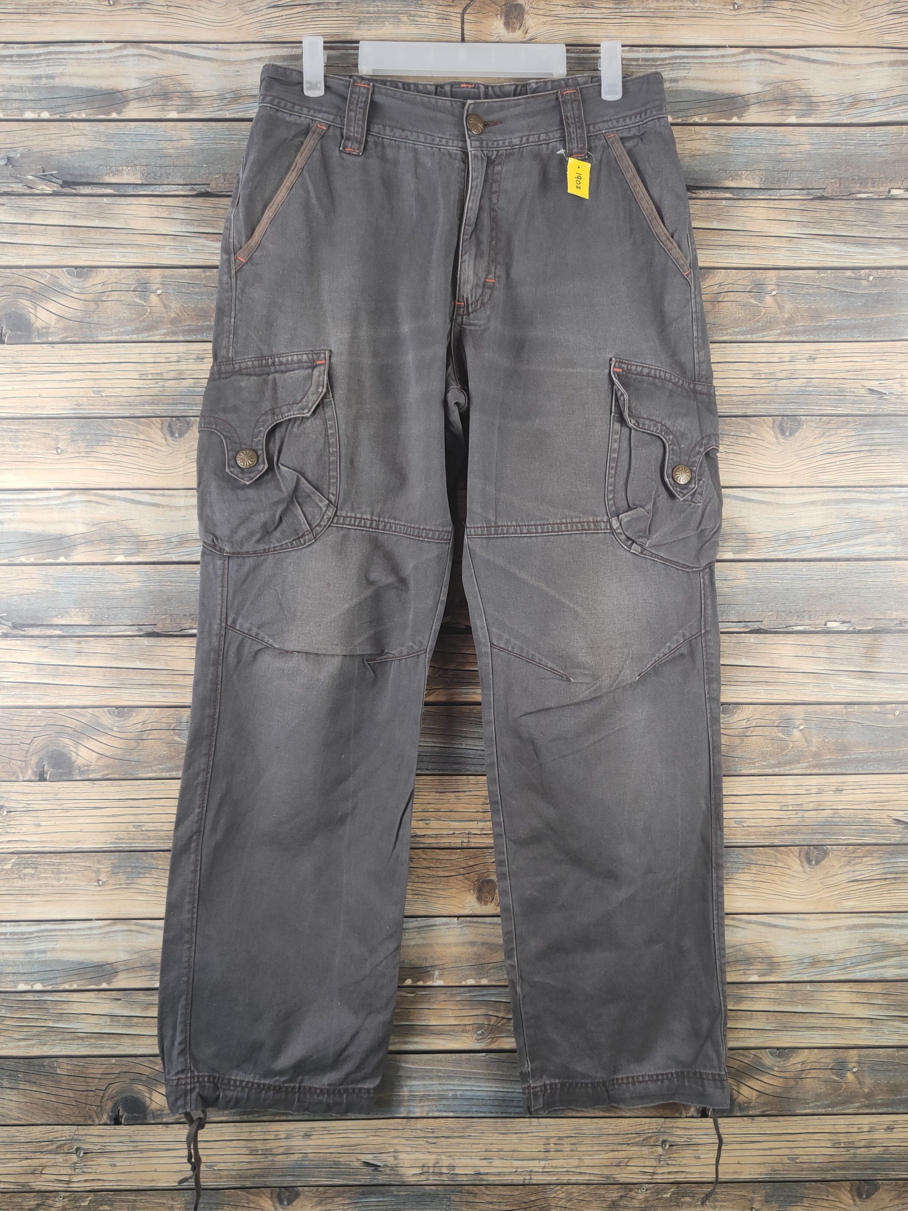 Japanese Brand DL Japanese Brand Dark Gray Multipocket Cargo Pants #1903 Size US 31 - 1 Thumbnail