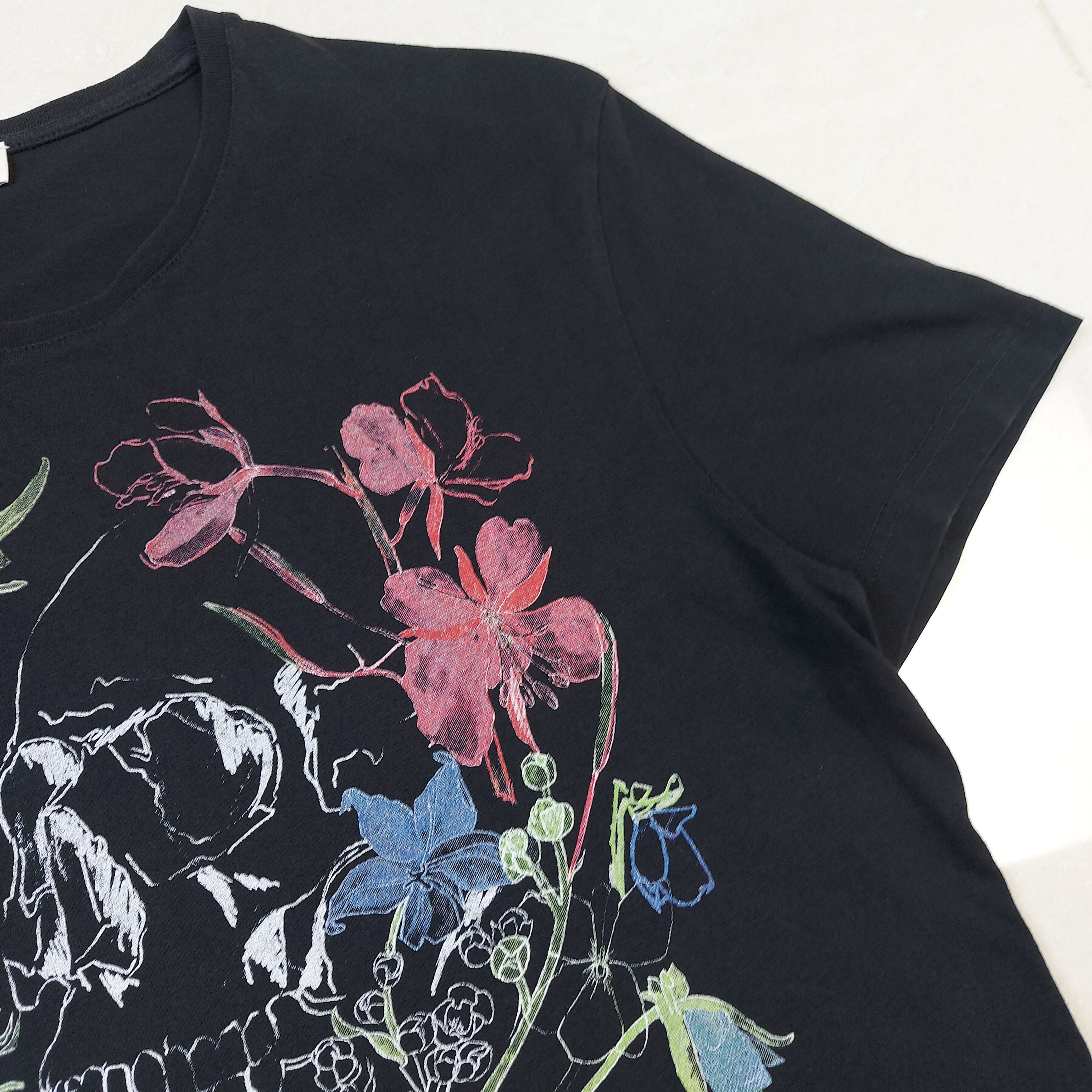 Alexander McQueen Alexander McQueen Brand Skull Floral Crown TEE 622100 0901 Size US S / EU 44-46 / 1 - 8 Thumbnail