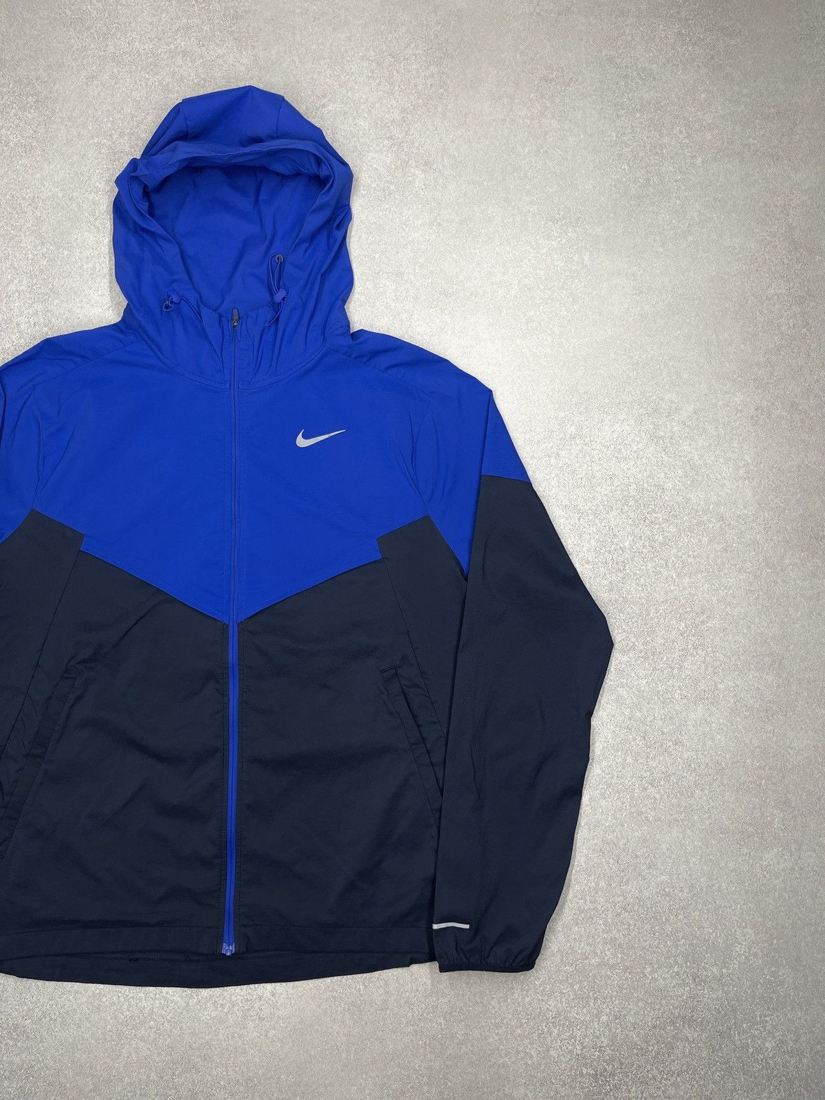 Nike Mens Nike Running Windrunner Hooded Jacket Blue Navy Size US S / EU 44-46 / 1 - 3 Thumbnail